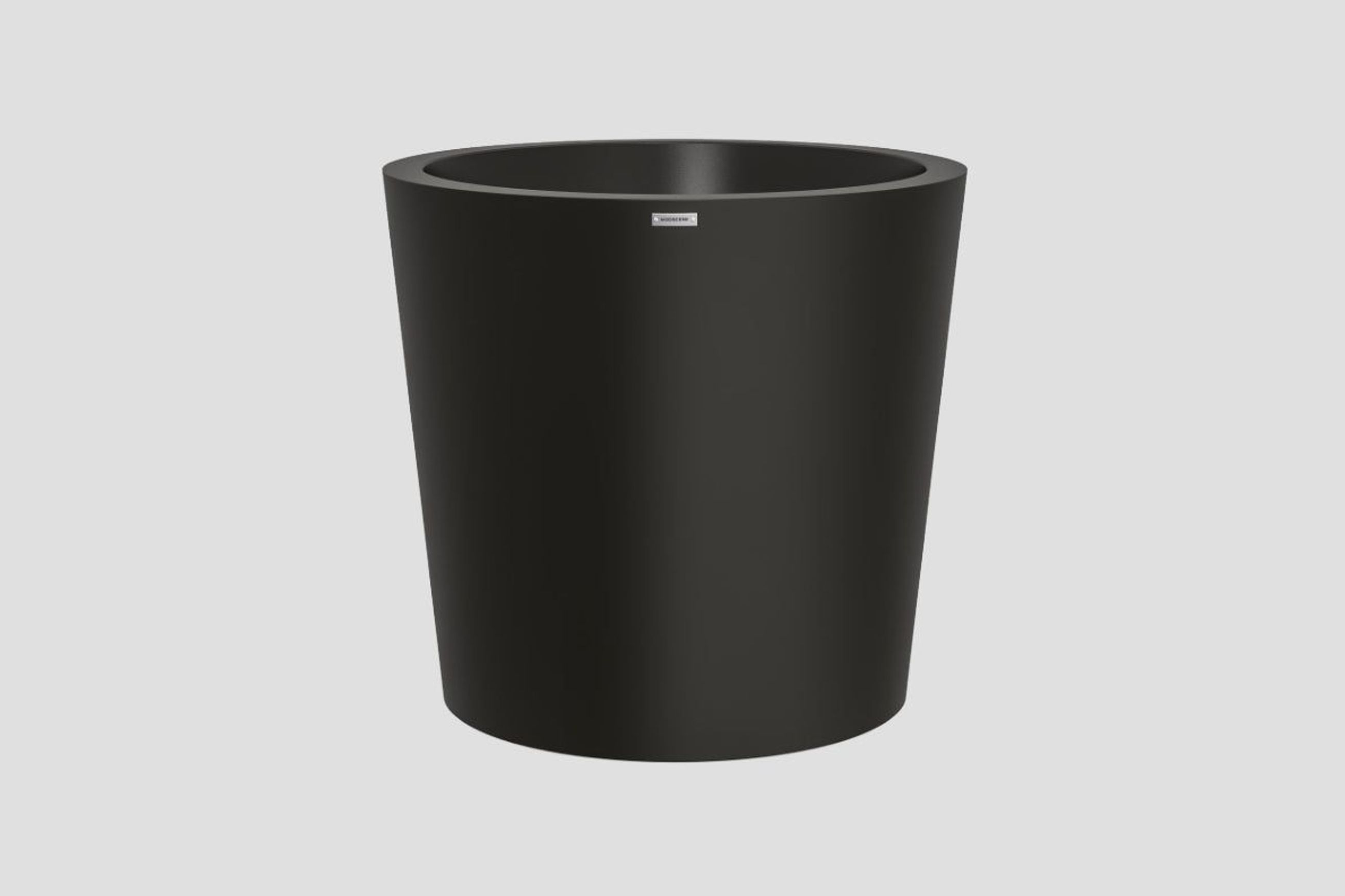 Milan Grande Planter