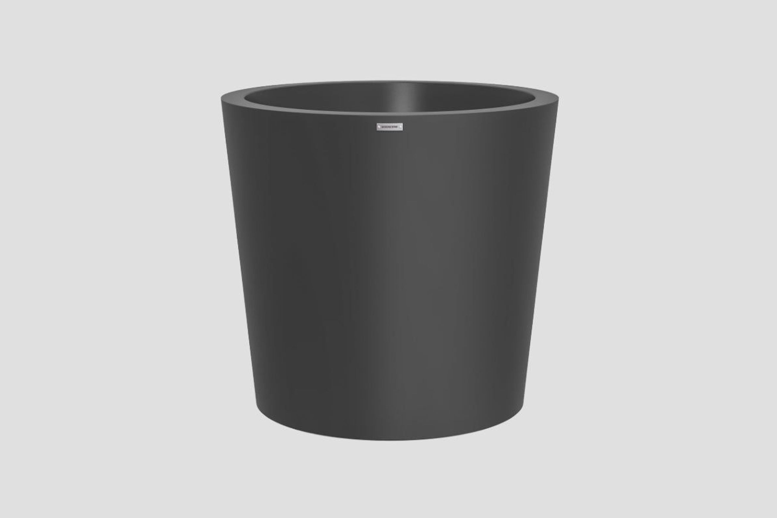 Milan Grande Planter