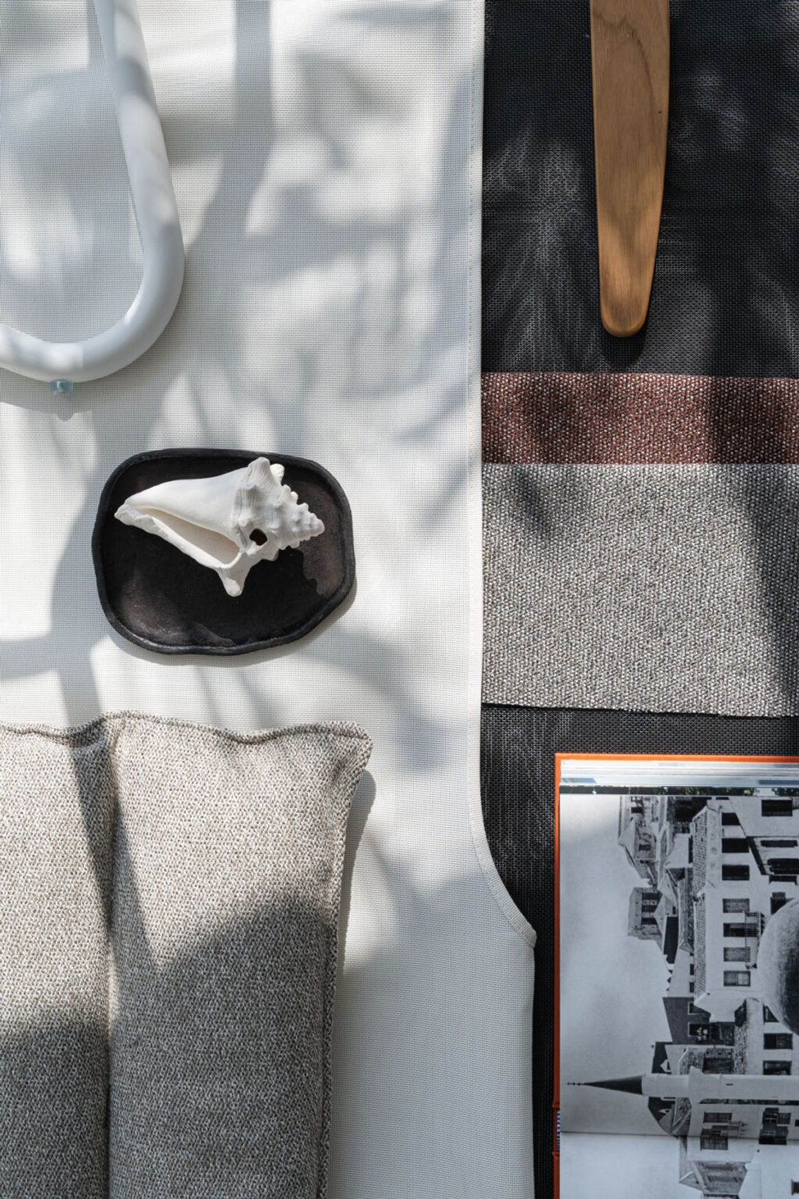 Loto Outdoor Lounge Chair by Atmosphera