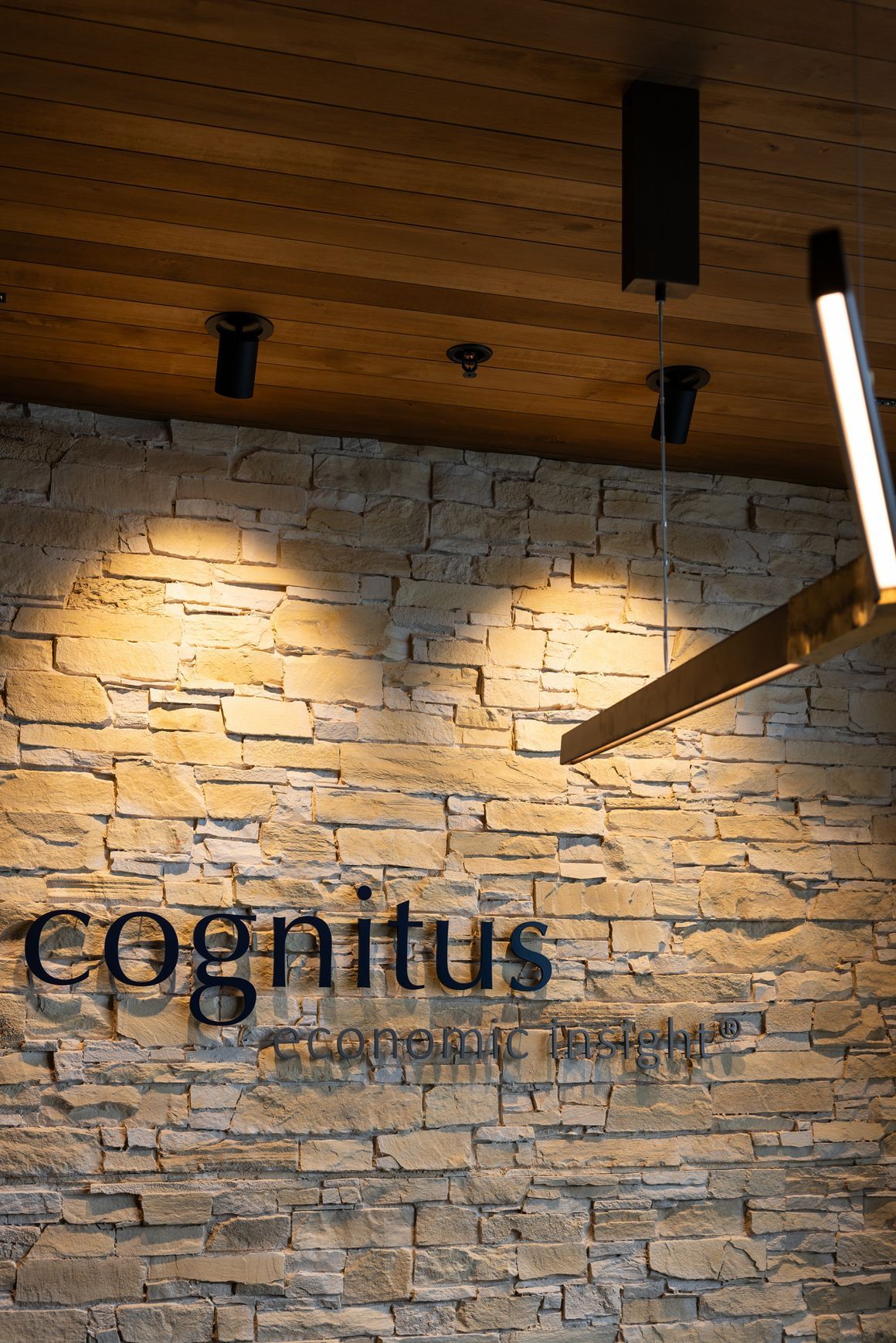 Ledge Stone Wall Panels by Muros | White Castilian Wall