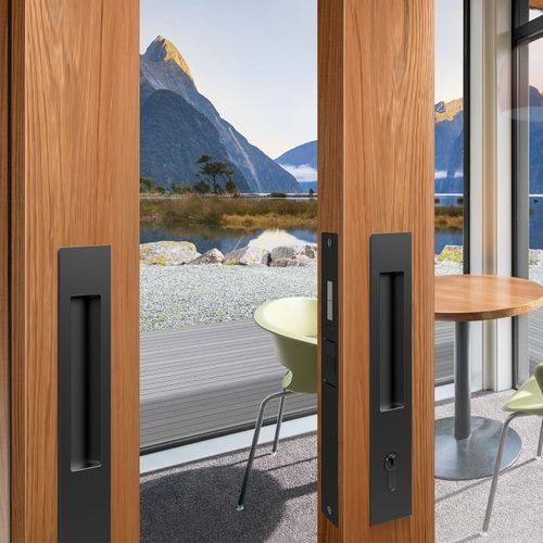 Mardeco 'M' Series Flush Pull Euro Lock Set Key Locking Satin Chrome for Timber and Aluminum Doors SC8104/SET *No Cylinder*