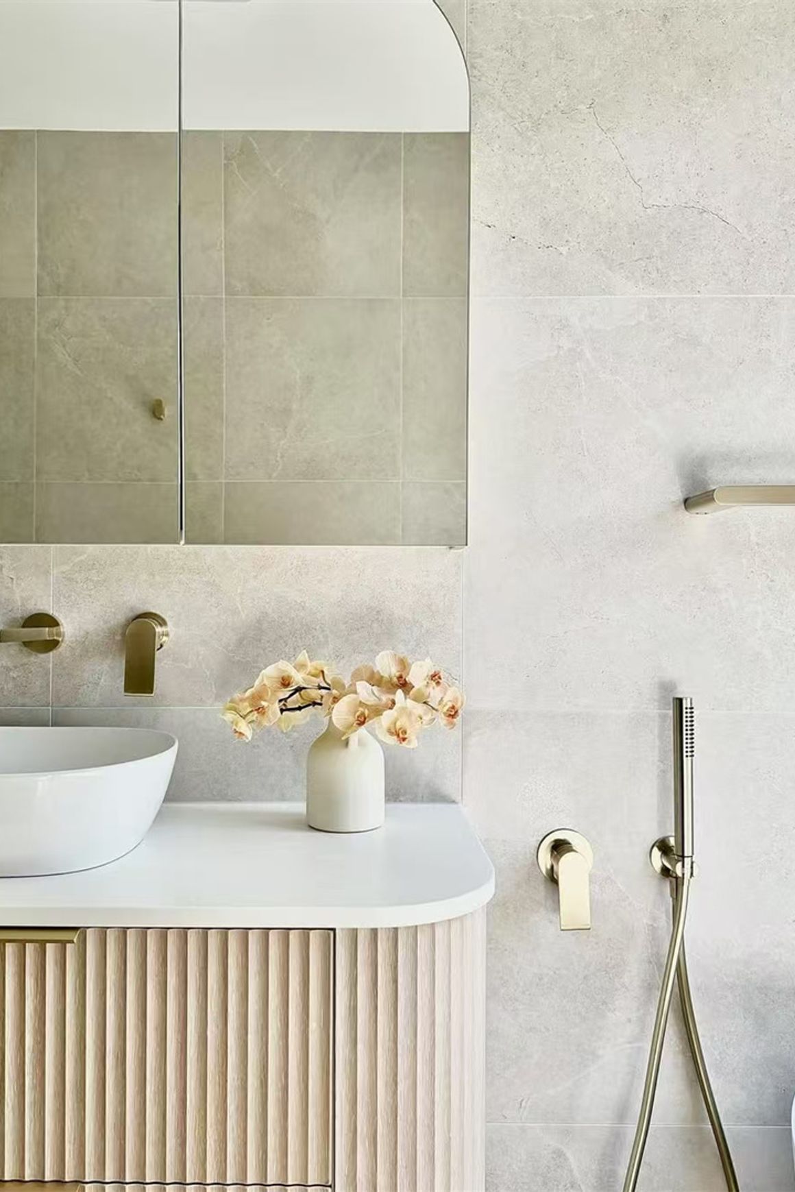 Bianca Basin/Bath Mixer Back Plate 230mm | Brushed Nickel