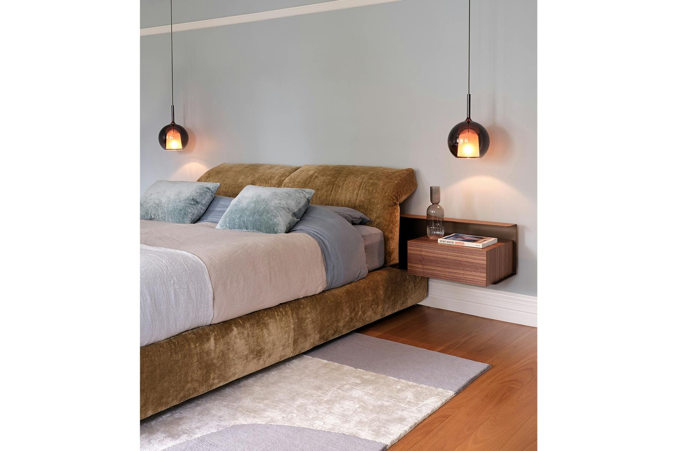 Newbridge Bed By Flexform