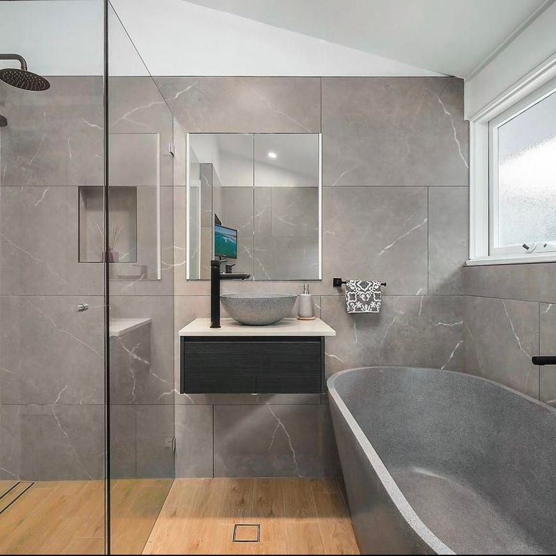 Pietra Bianca Olive Freestanding Stone Bath