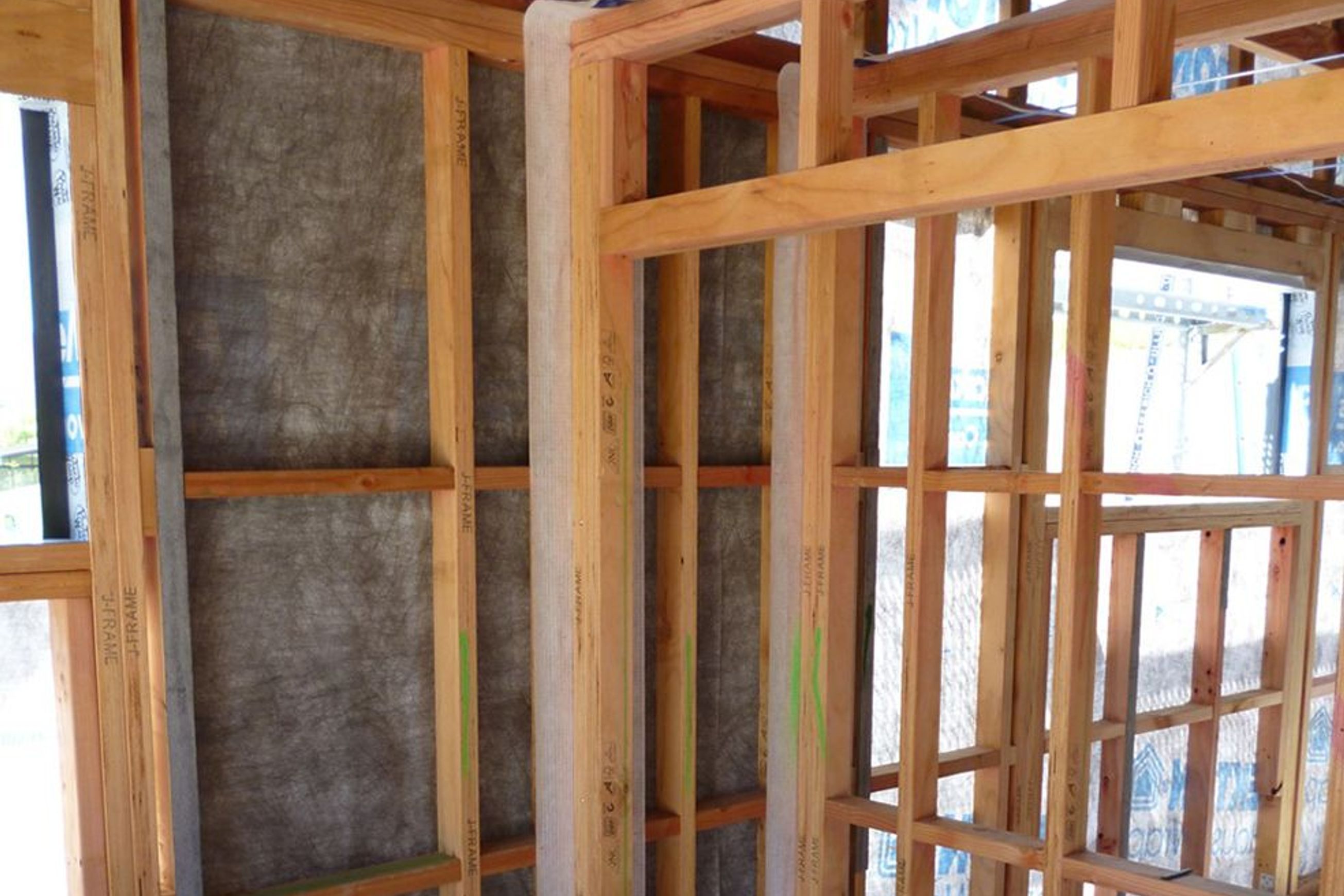 INTELLO® conneX - Intelligent Air Barrier Connections