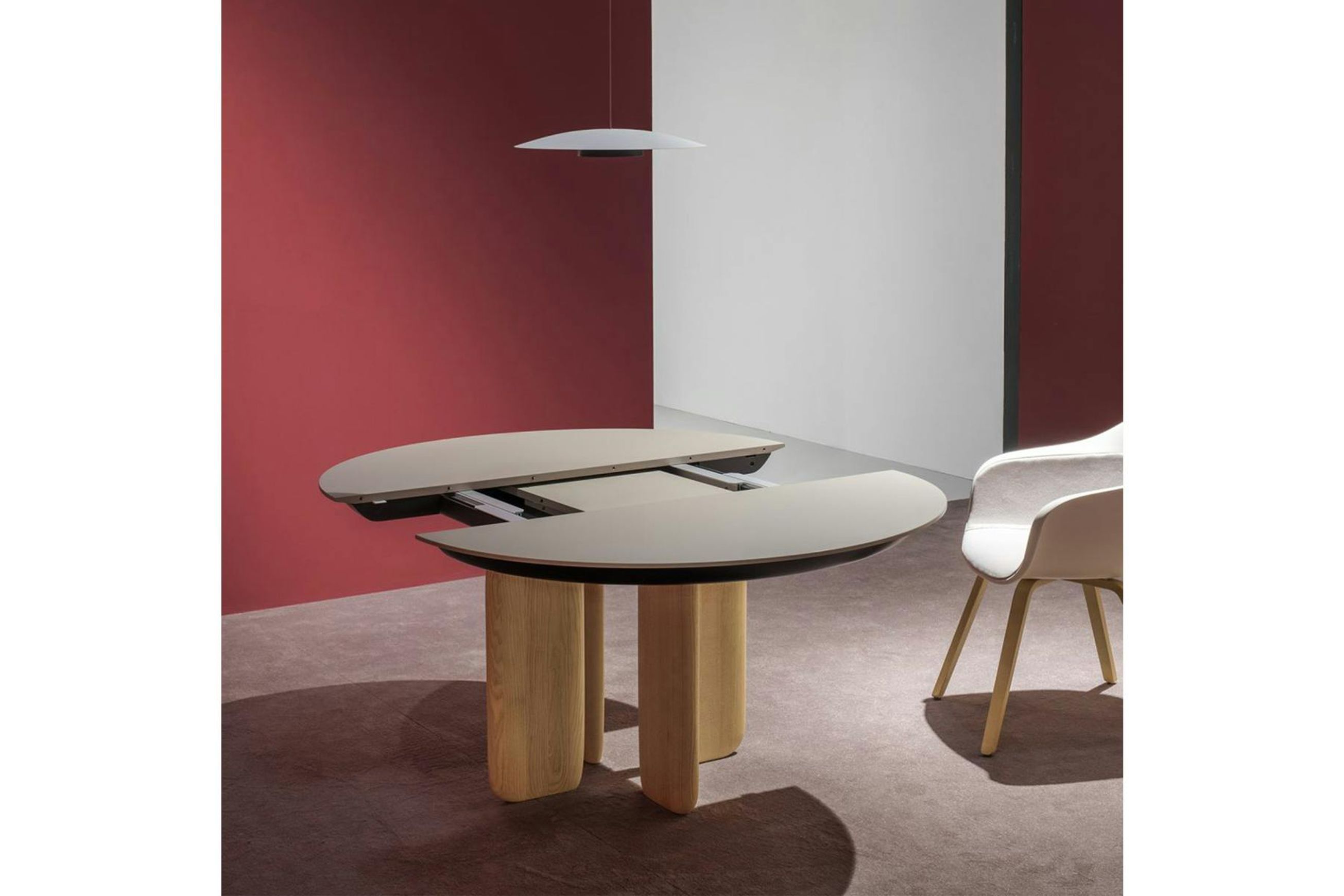 Pala Dining Table