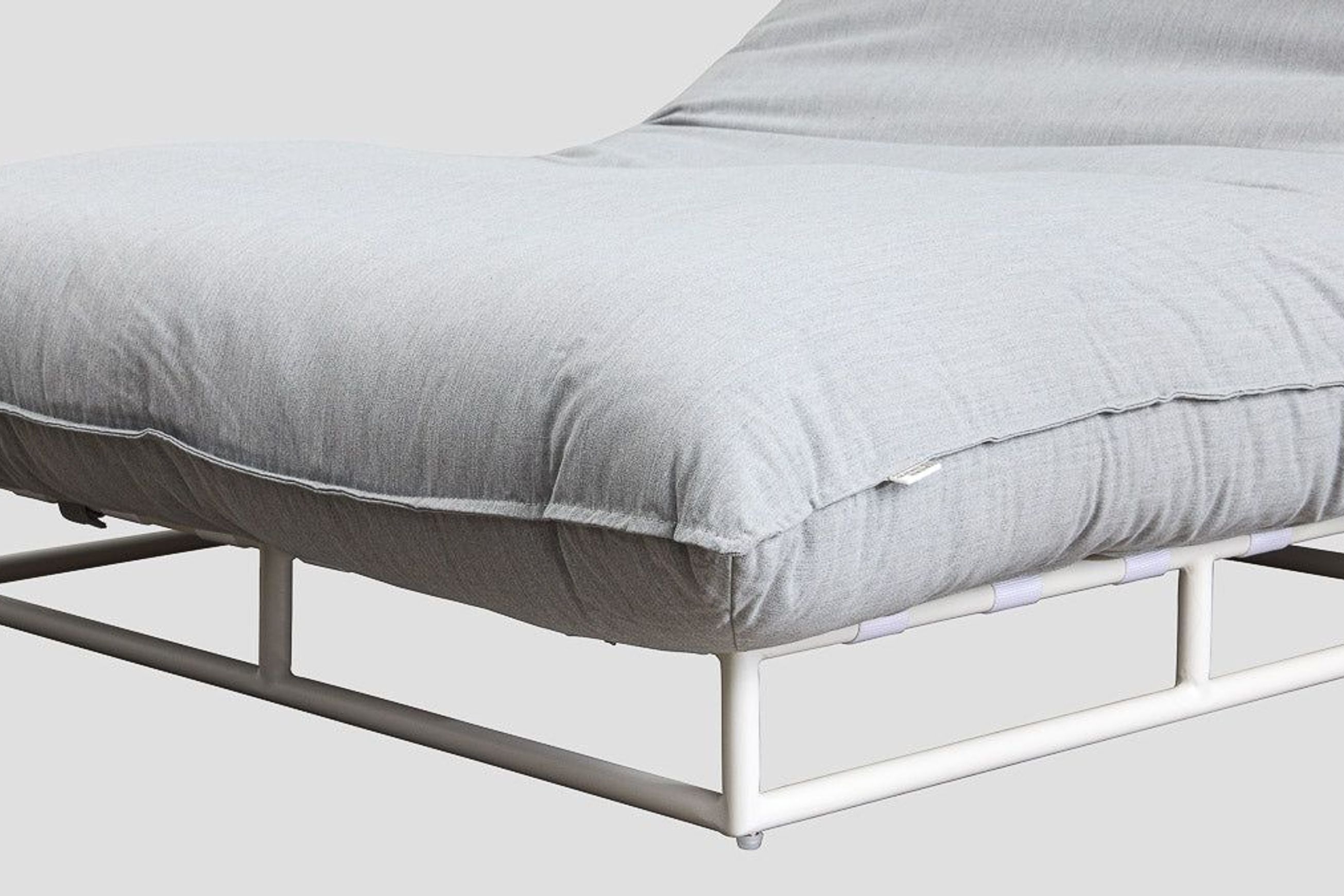 Papamoa Daybed - Lead Chine