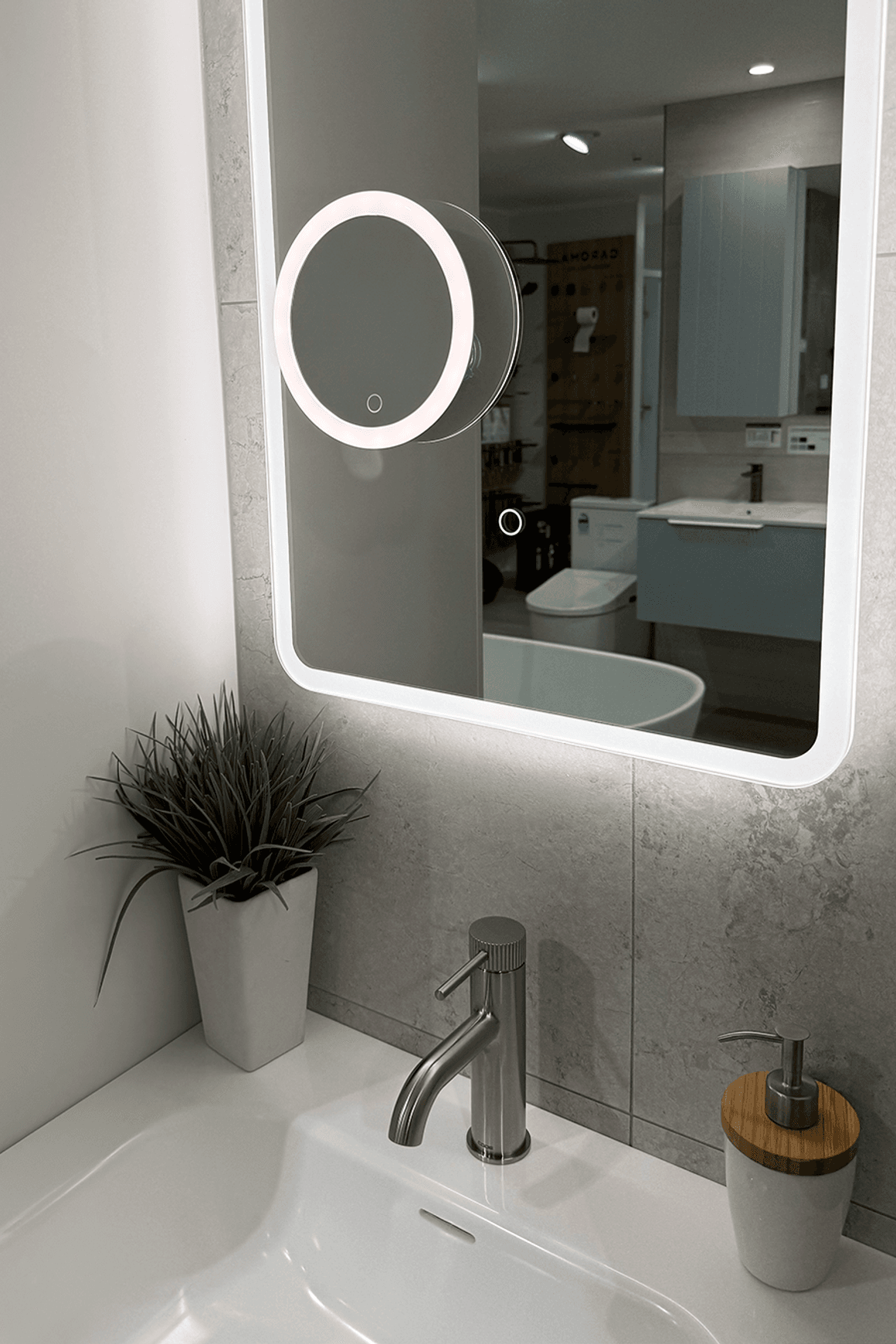 Pavia Mini LED Makeup Mirror