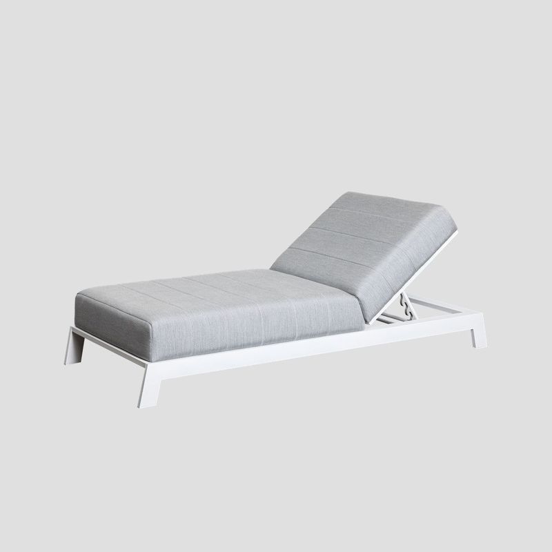 Piha Lounger - White