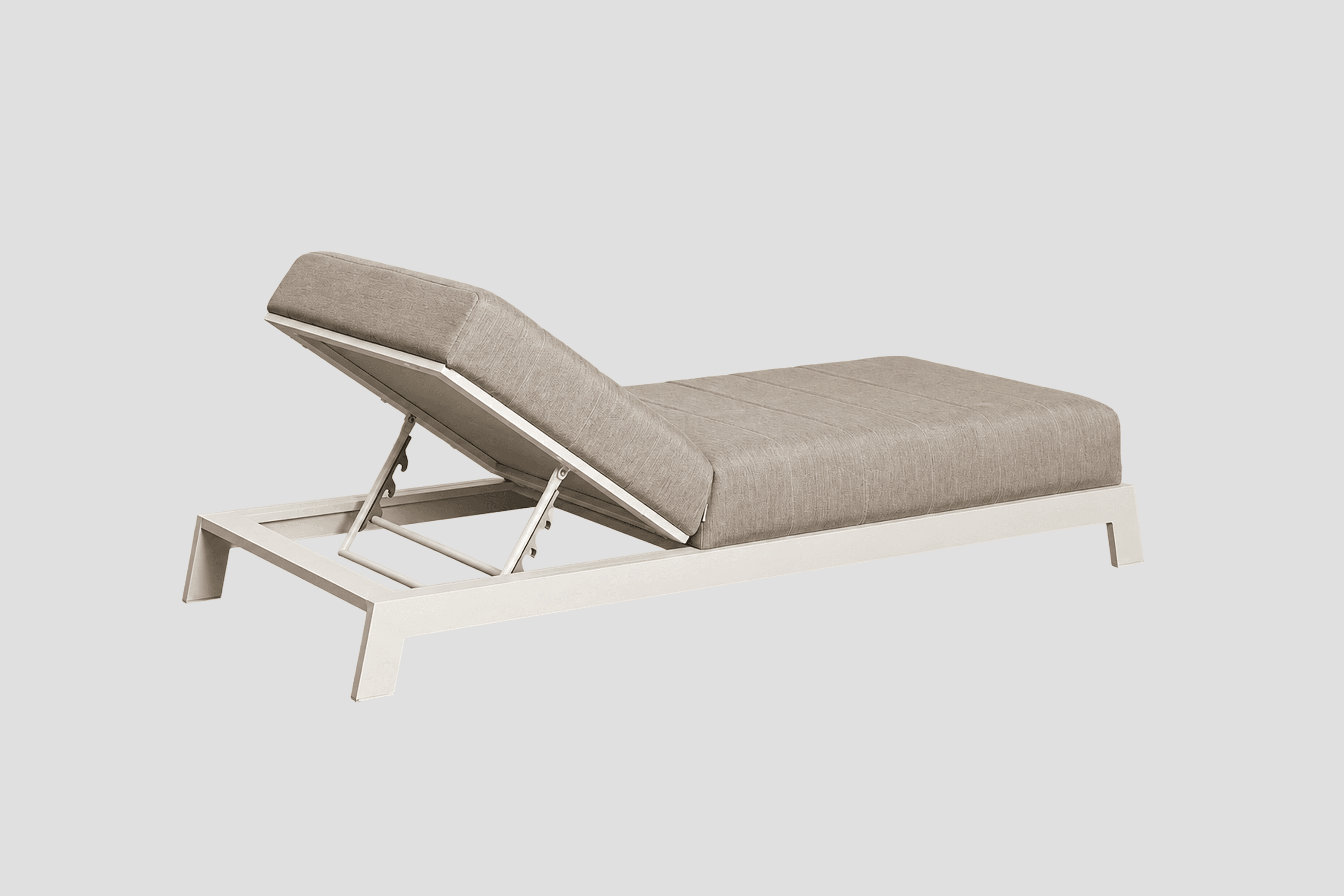Piha Lounger Taupe Chine