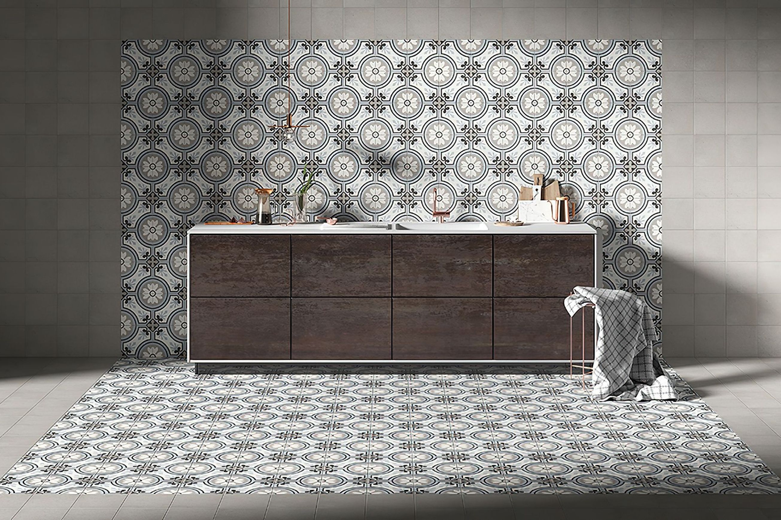 Rêverie Tile by Unicom Starker