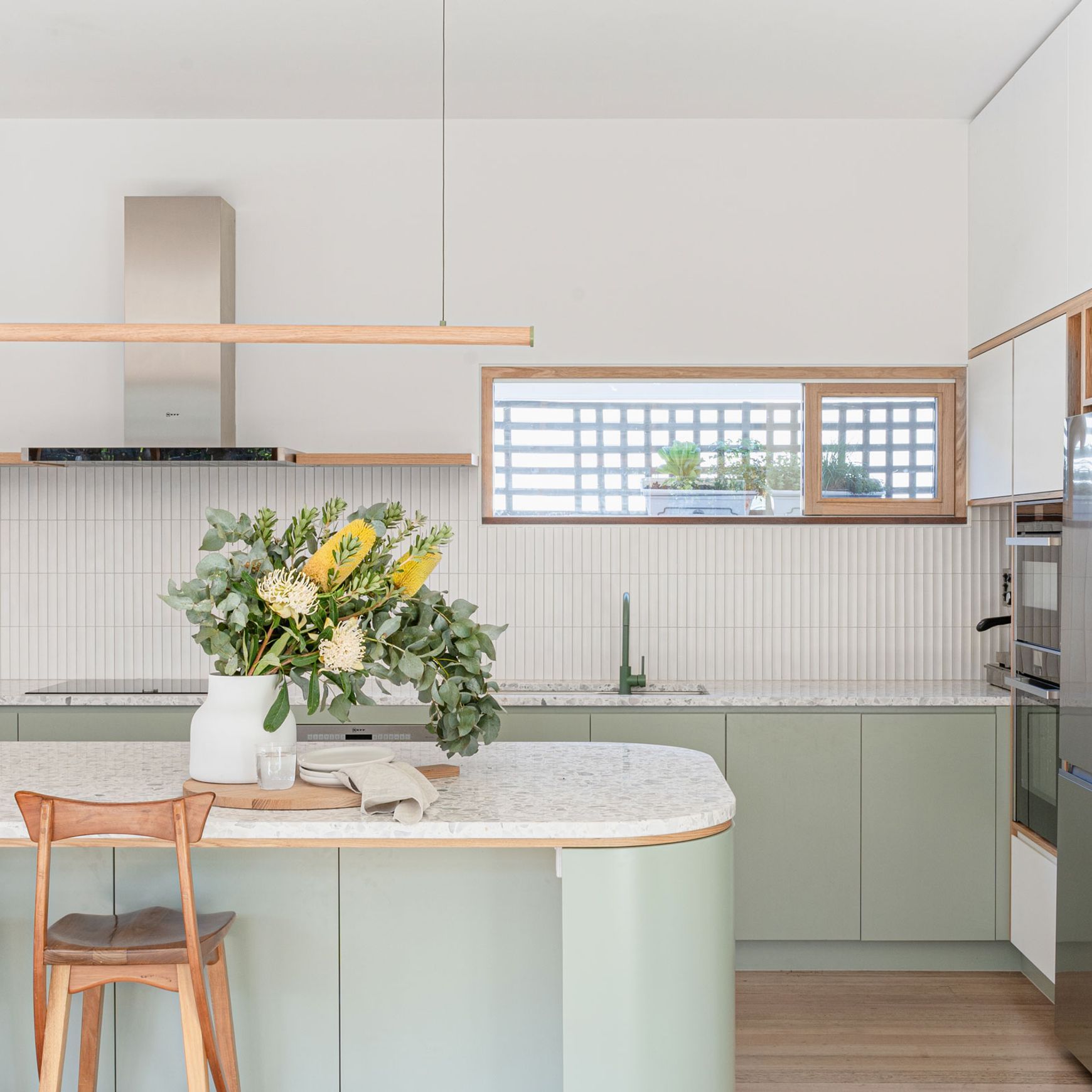 Roller Pendant | American Oak - White