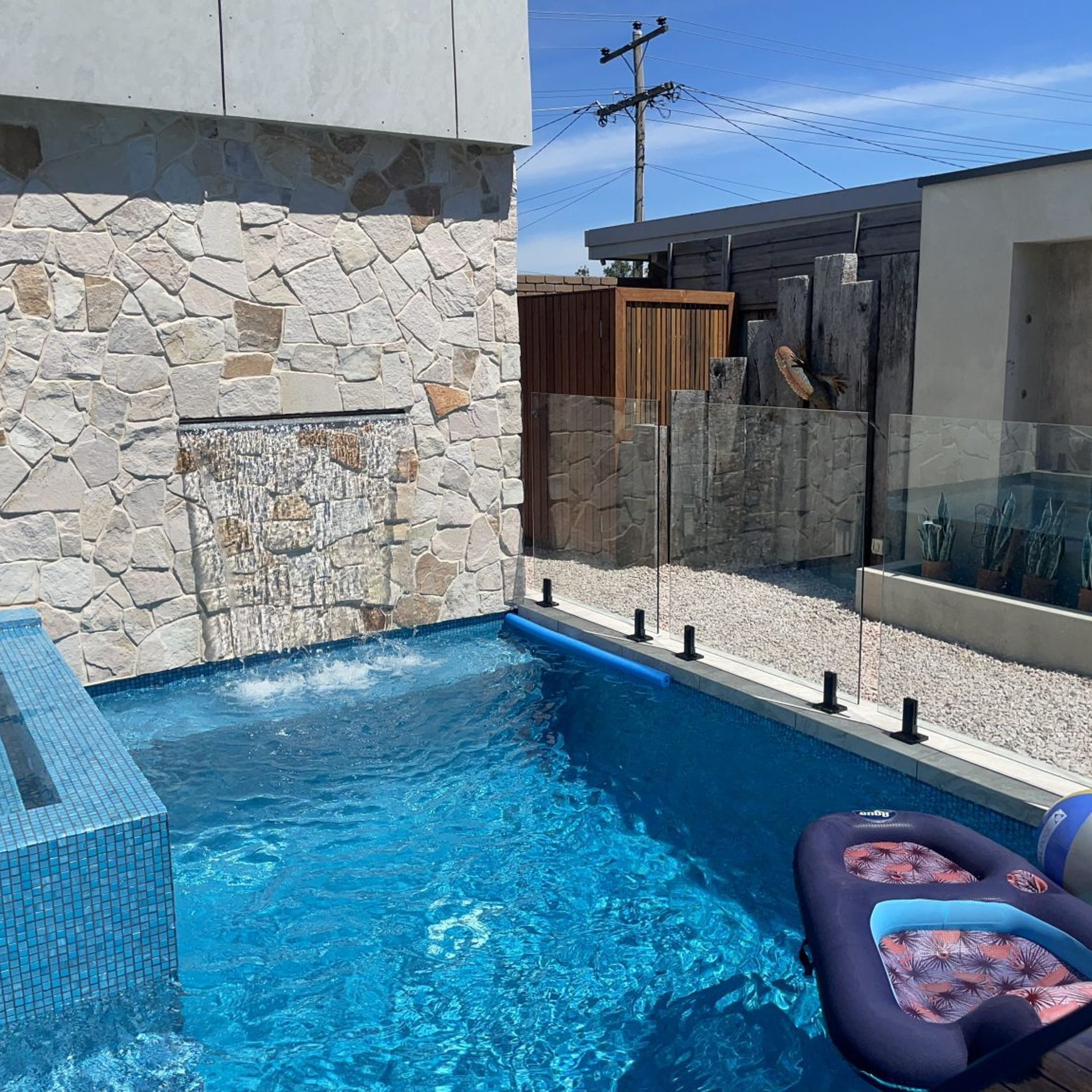 Santa Cruz Stone Wall Cladding