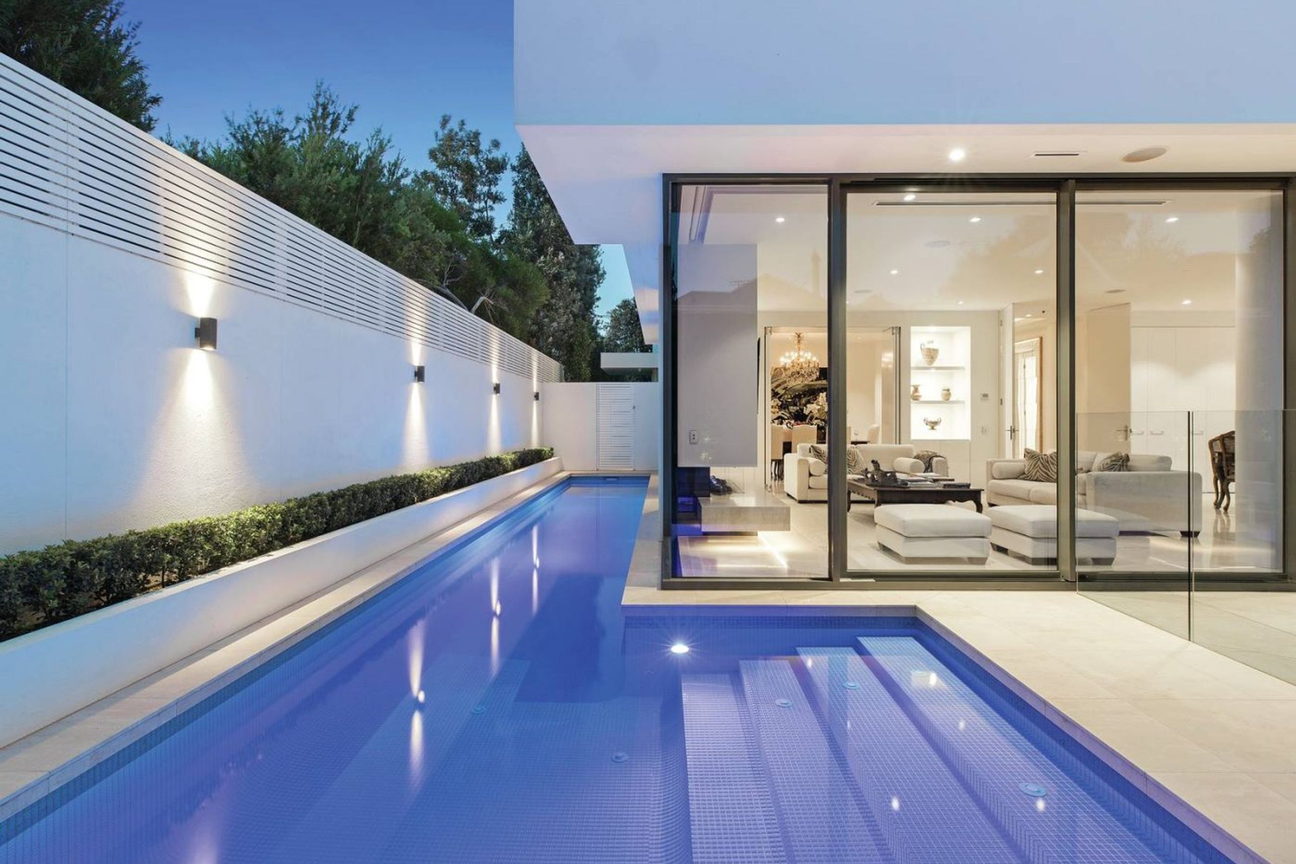 Savana Light Brushed Limestone Pool Coping