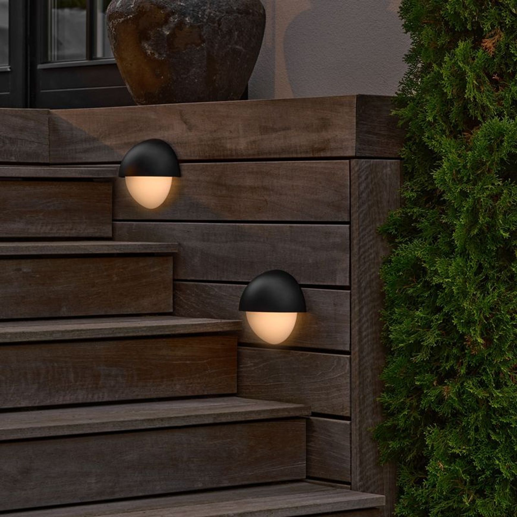Scorpius Round Wall Light