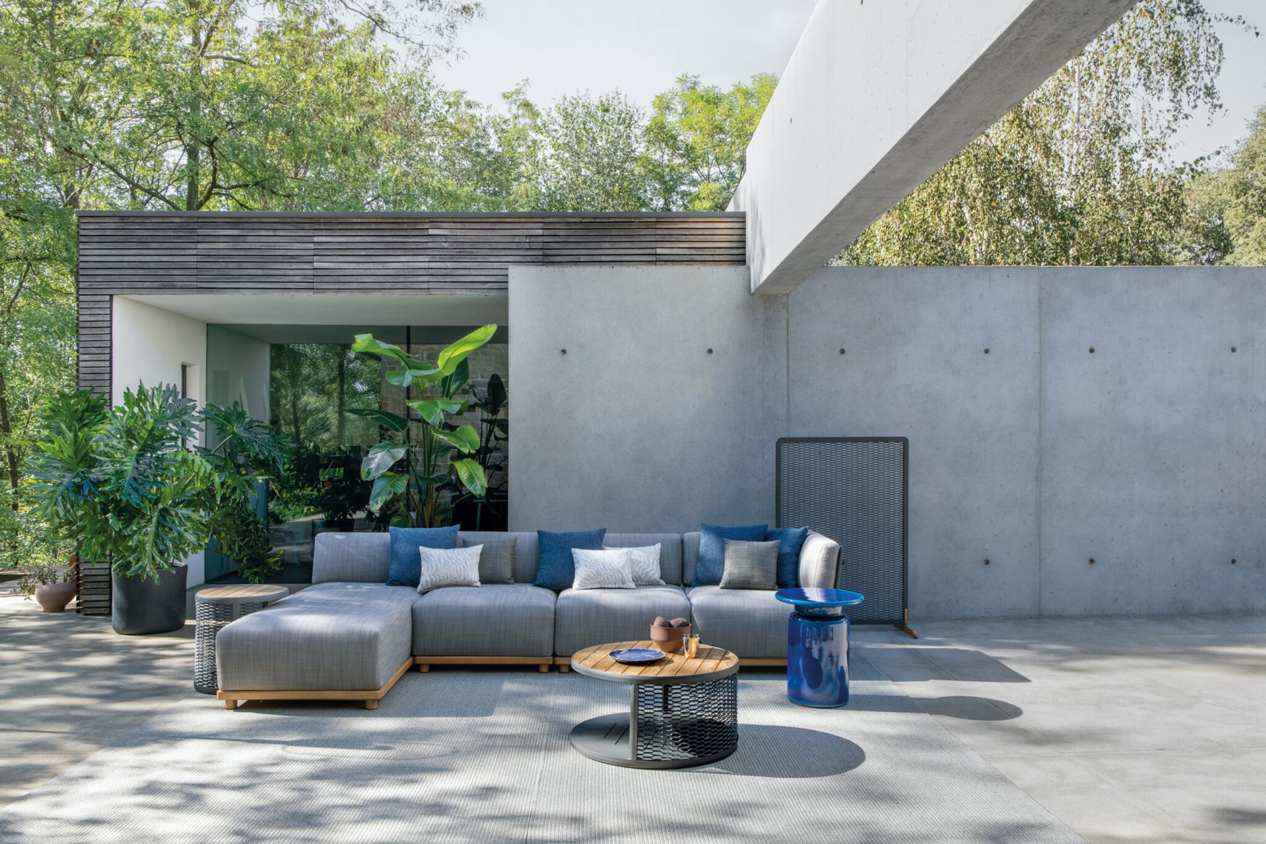Switch Outdoor Armchair by Atmosphera