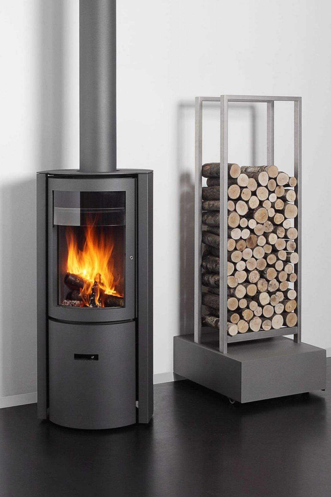 Stuv 30 Compact Low Freestanding Wood Fireplace
