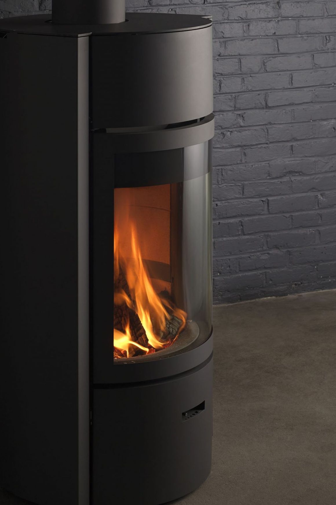 Stuv 30 Low Freestanding Wood Fireplace
