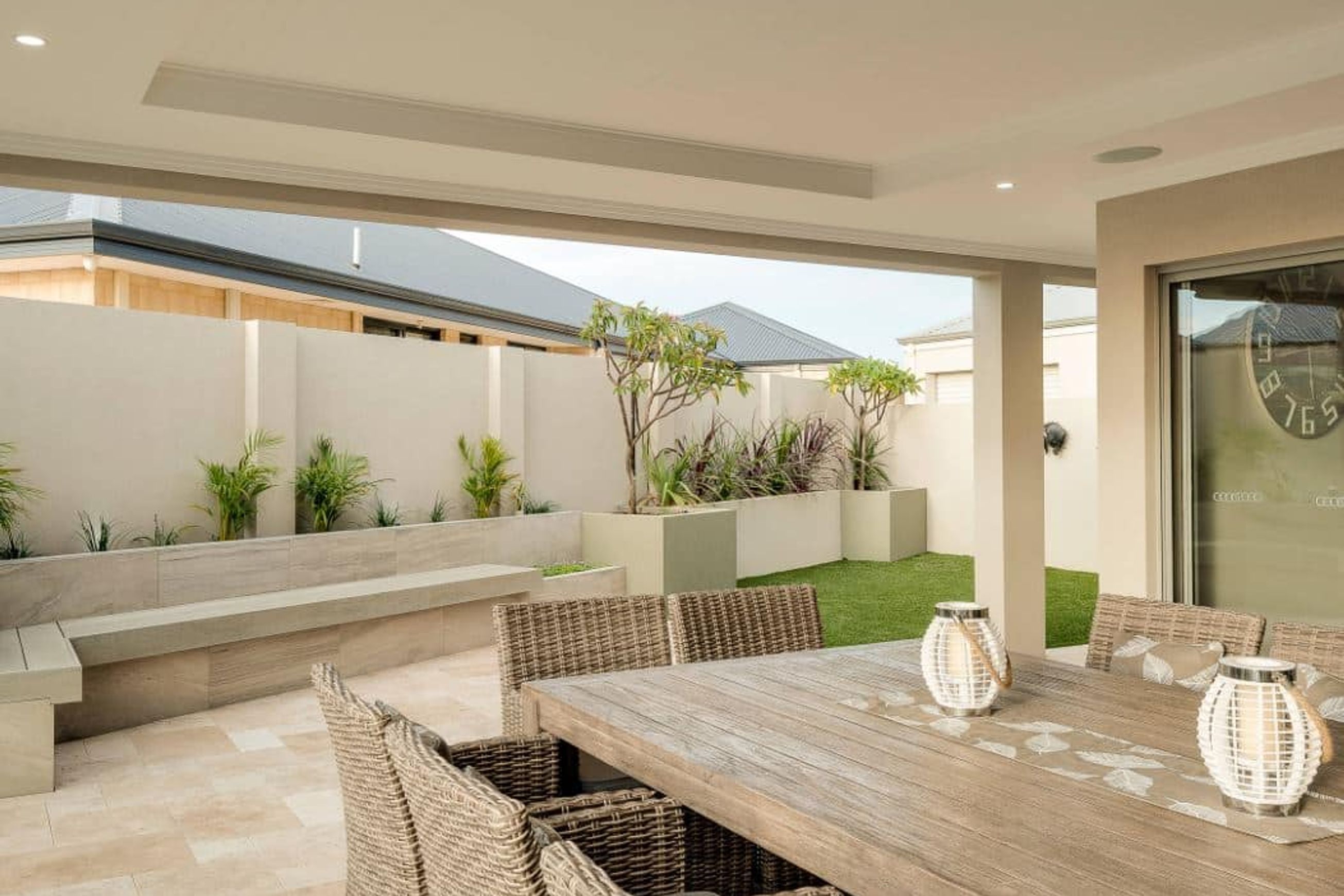 Tuscan Travertine Pool Coping