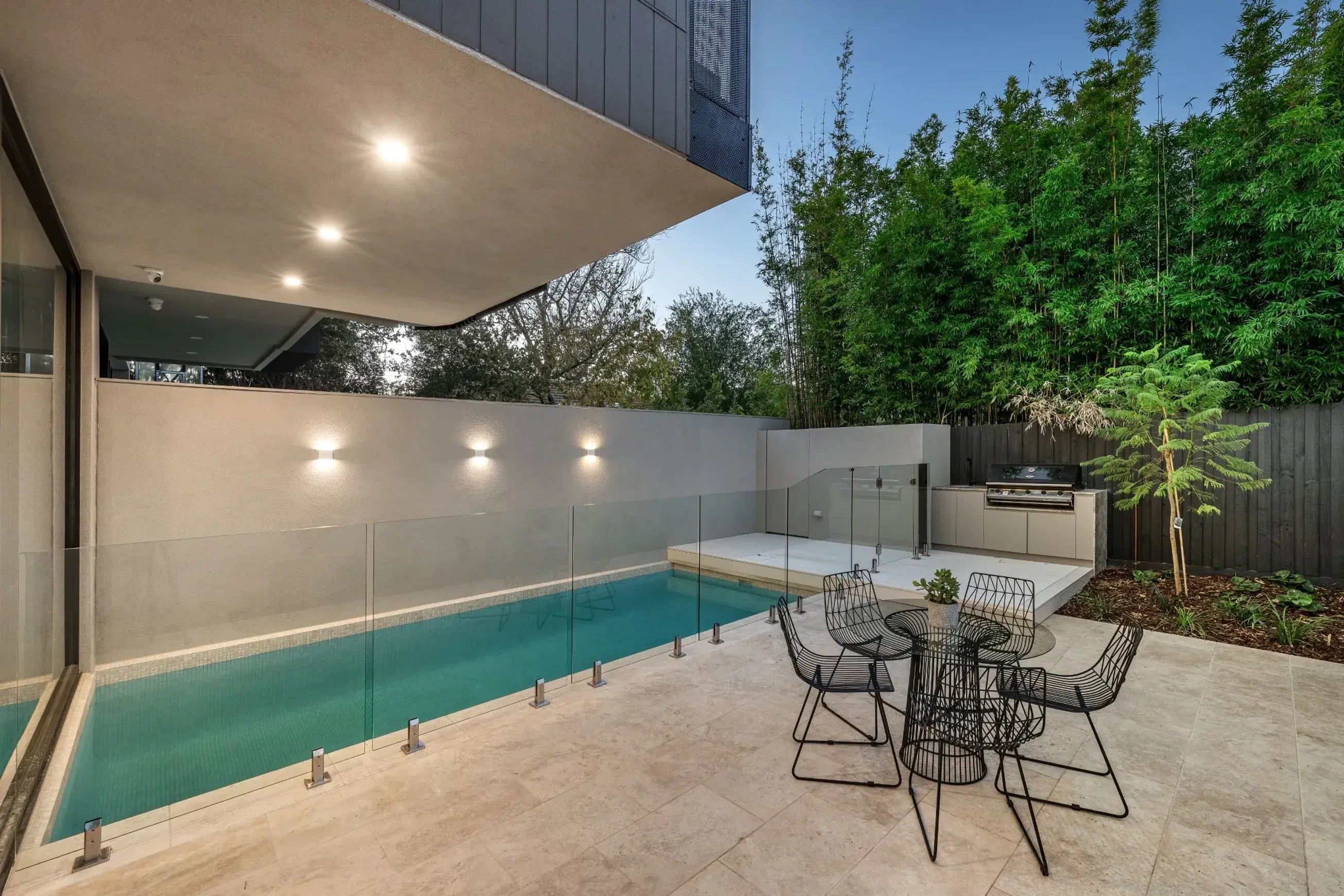 Tuscan Travertine Pool Coping