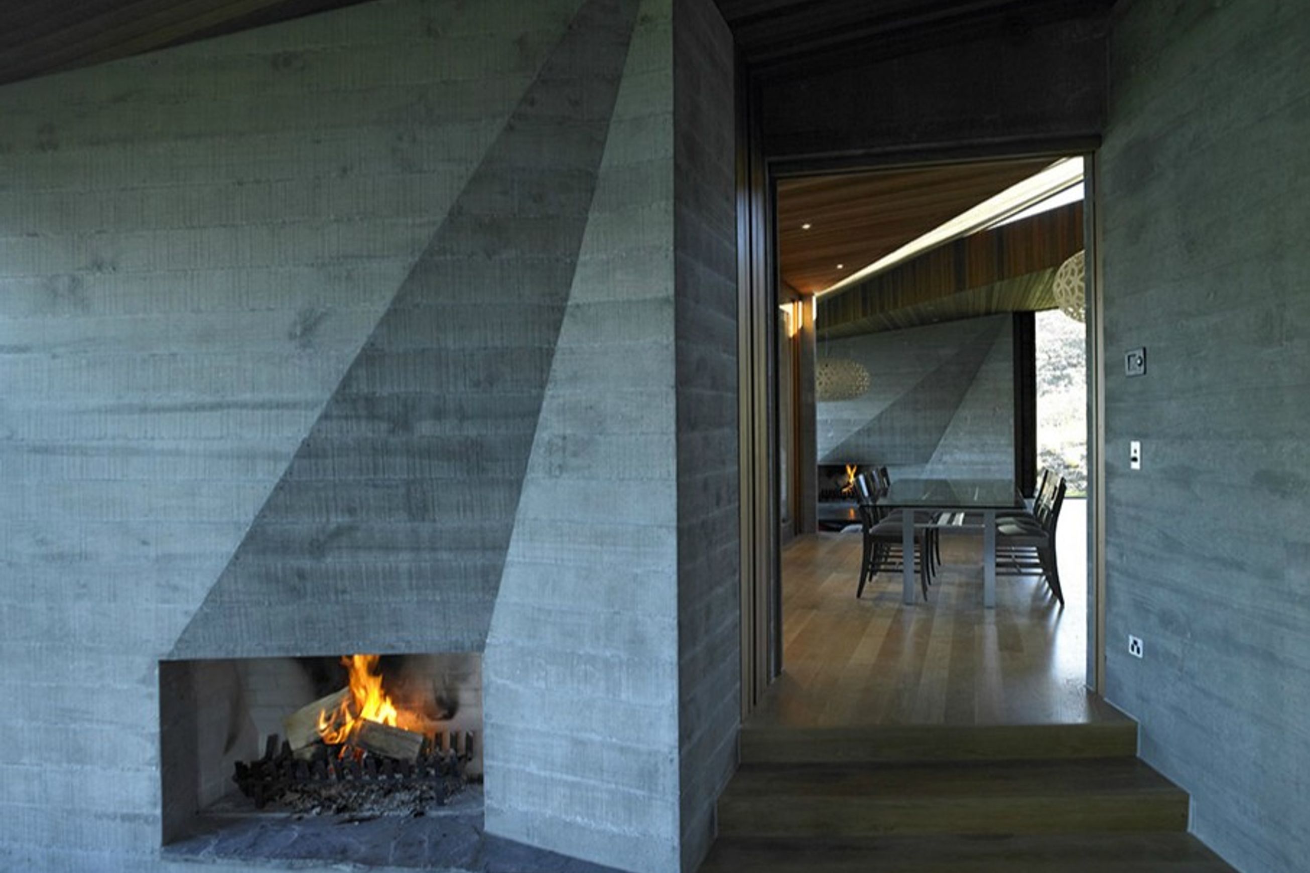 Warmington | Indoor Wood Traditional Fire