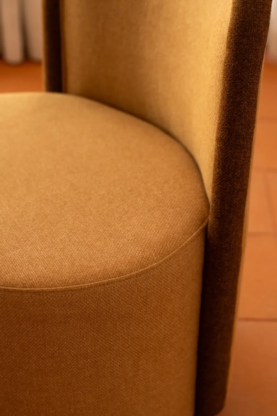 Follow Swivel Armchair - Fossil Fawn