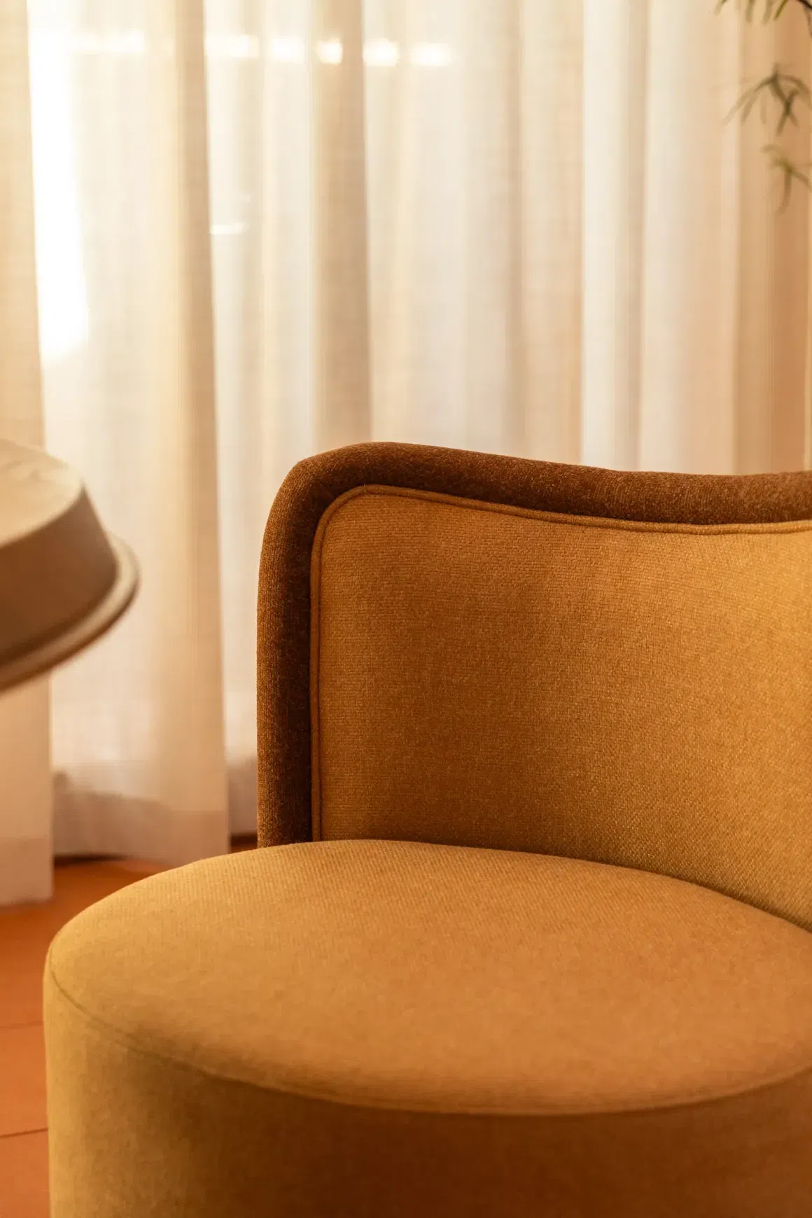 Follow Swivel Armchair - Fossil Fawn