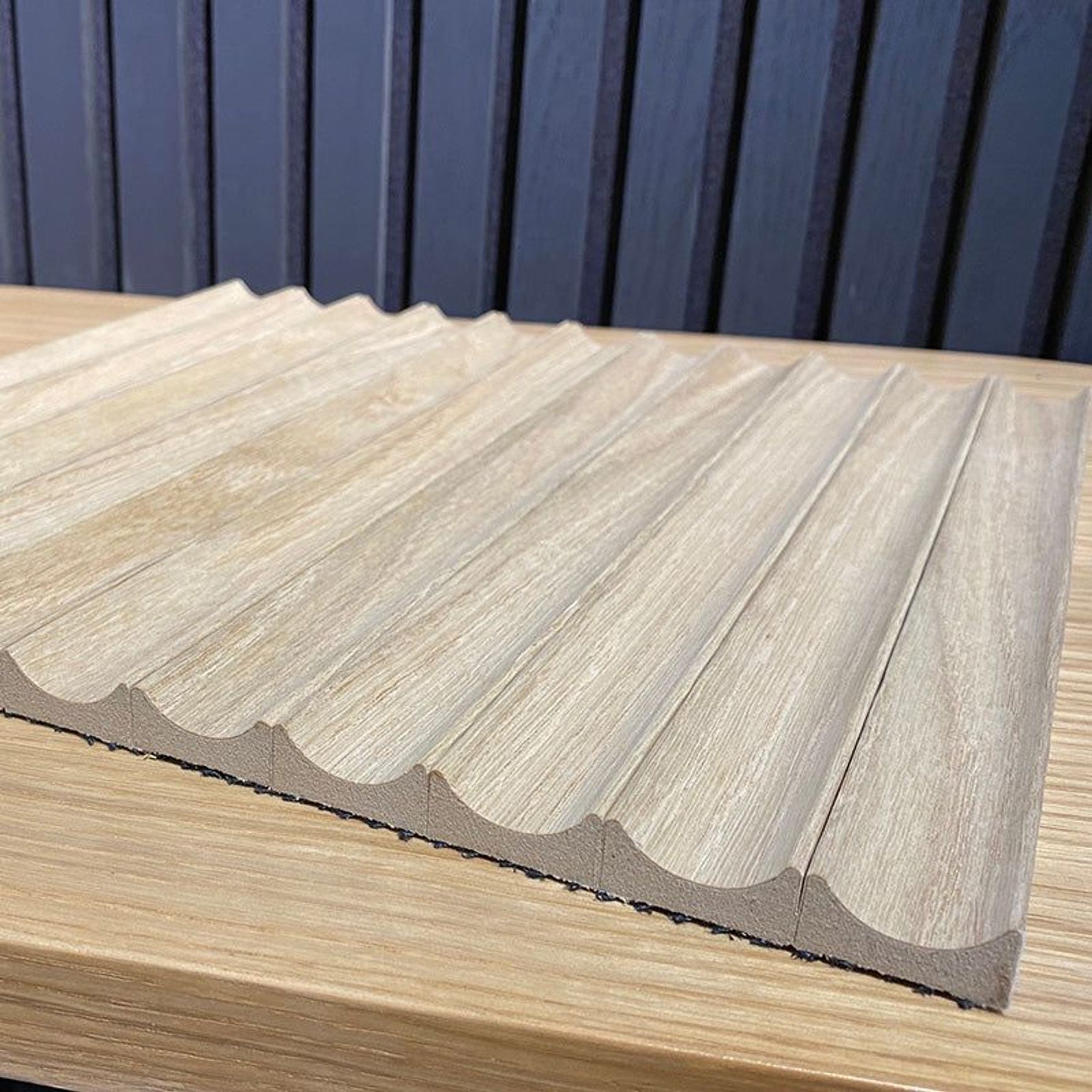 WOODFLEX Flexible Wooden Slat Wall Panel - Oak Veneer - 2700mm x 595mm - Wave