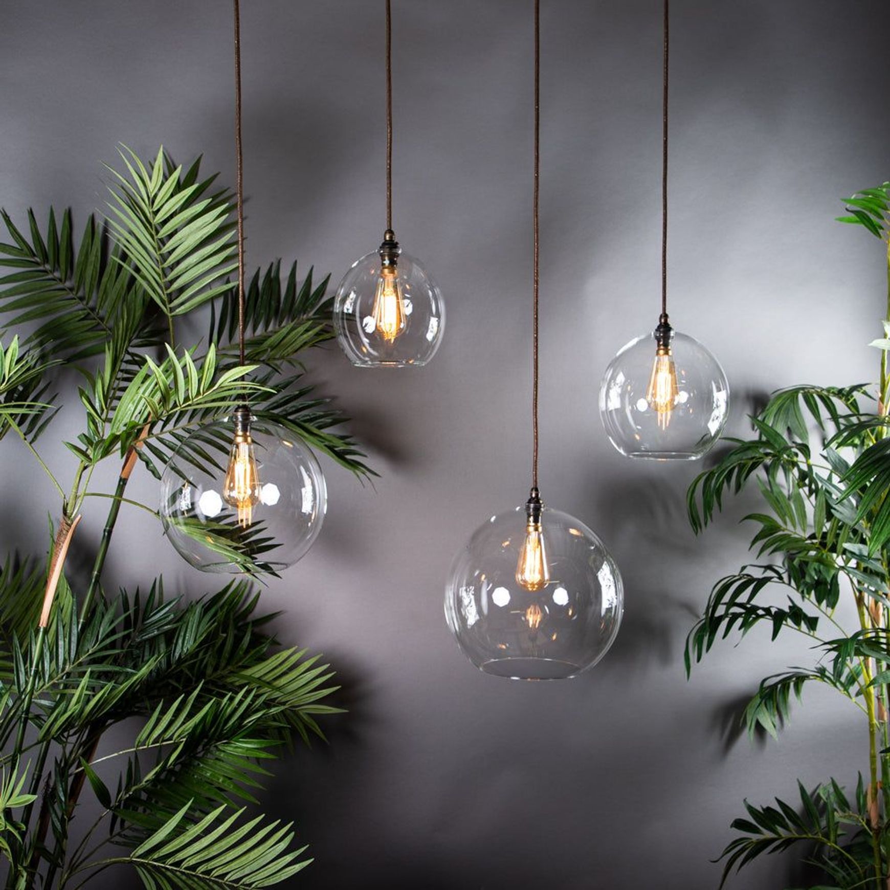 Wanda Clear Glass Pendant