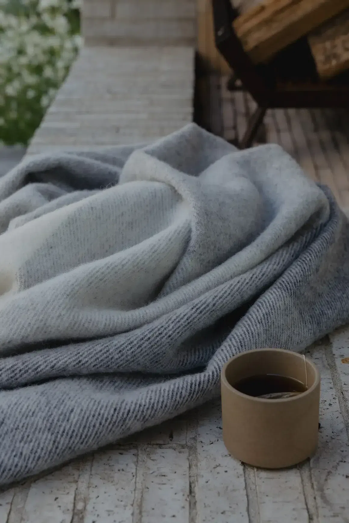 Weave Bayswater NZ Wool Throw Blanket - Charcoal