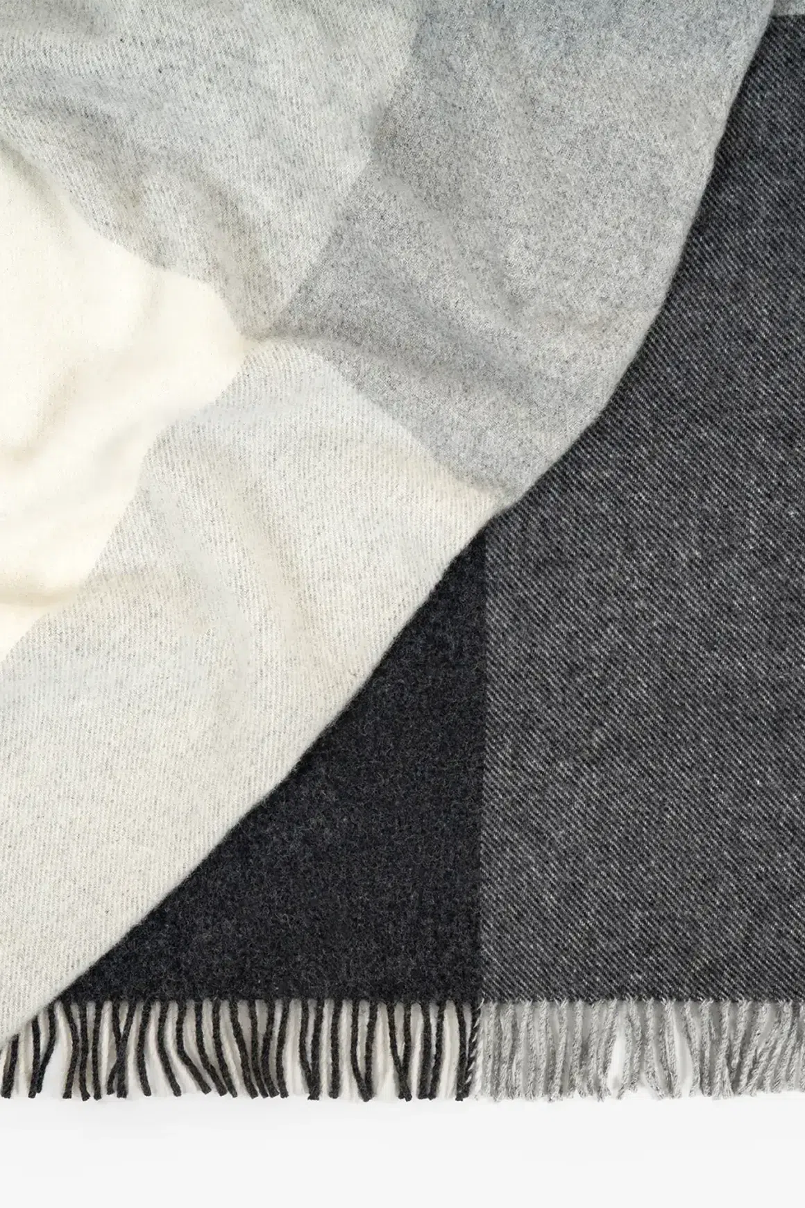 Weave Bayswater NZ Wool Throw Blanket - Charcoal
