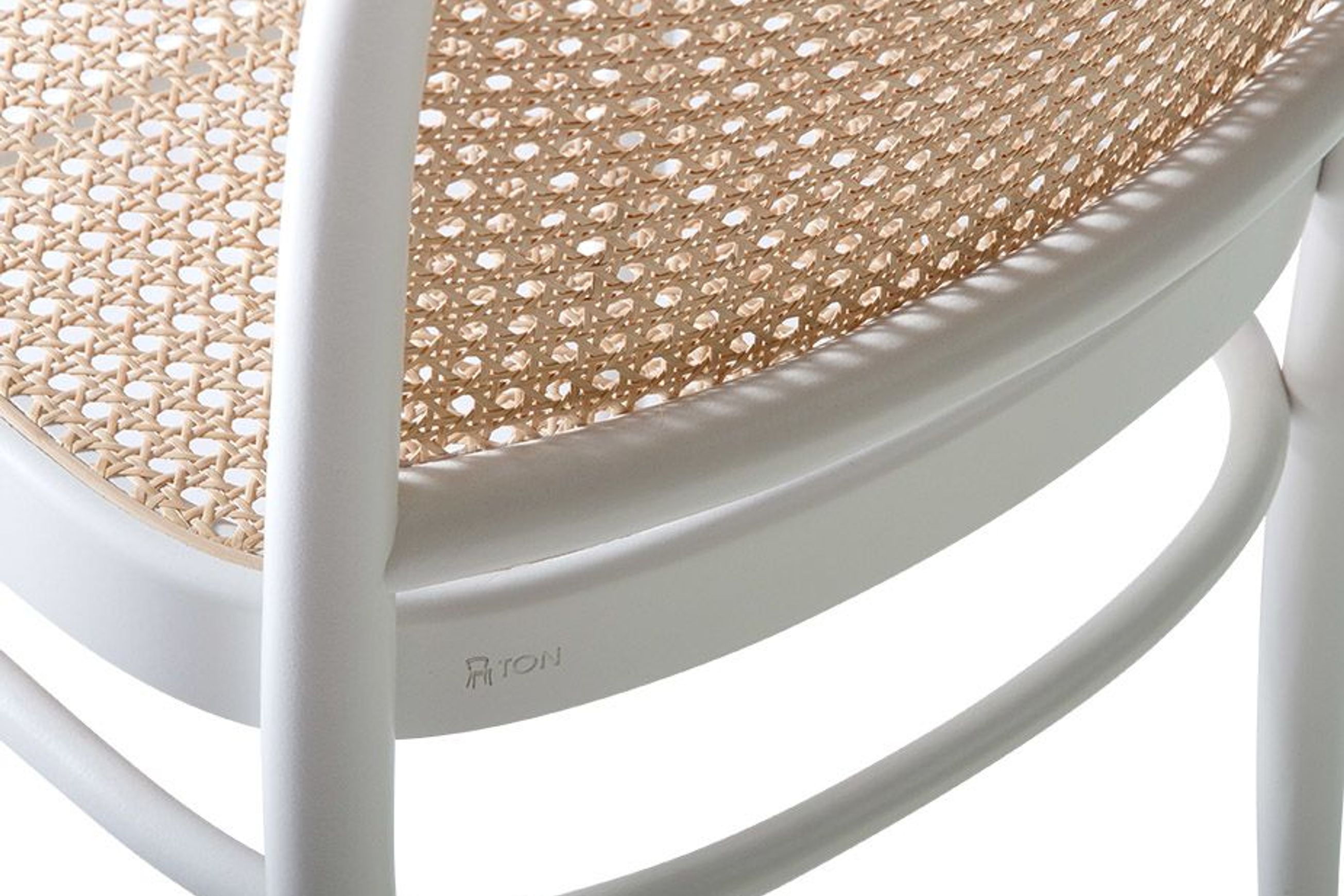 811 Hoffmann Armchair - White - by TON