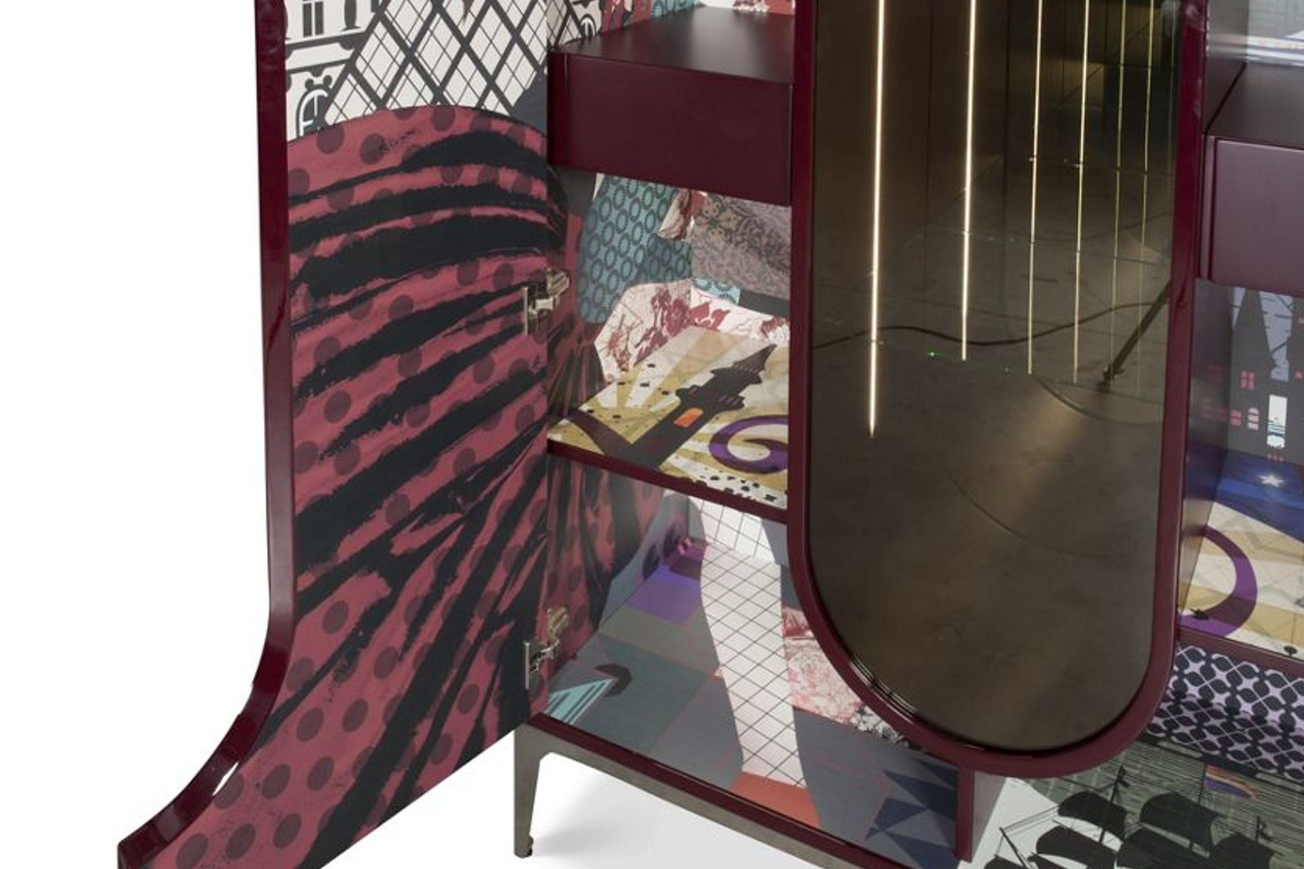 Globe Trotter - Wonder Wardrobe
