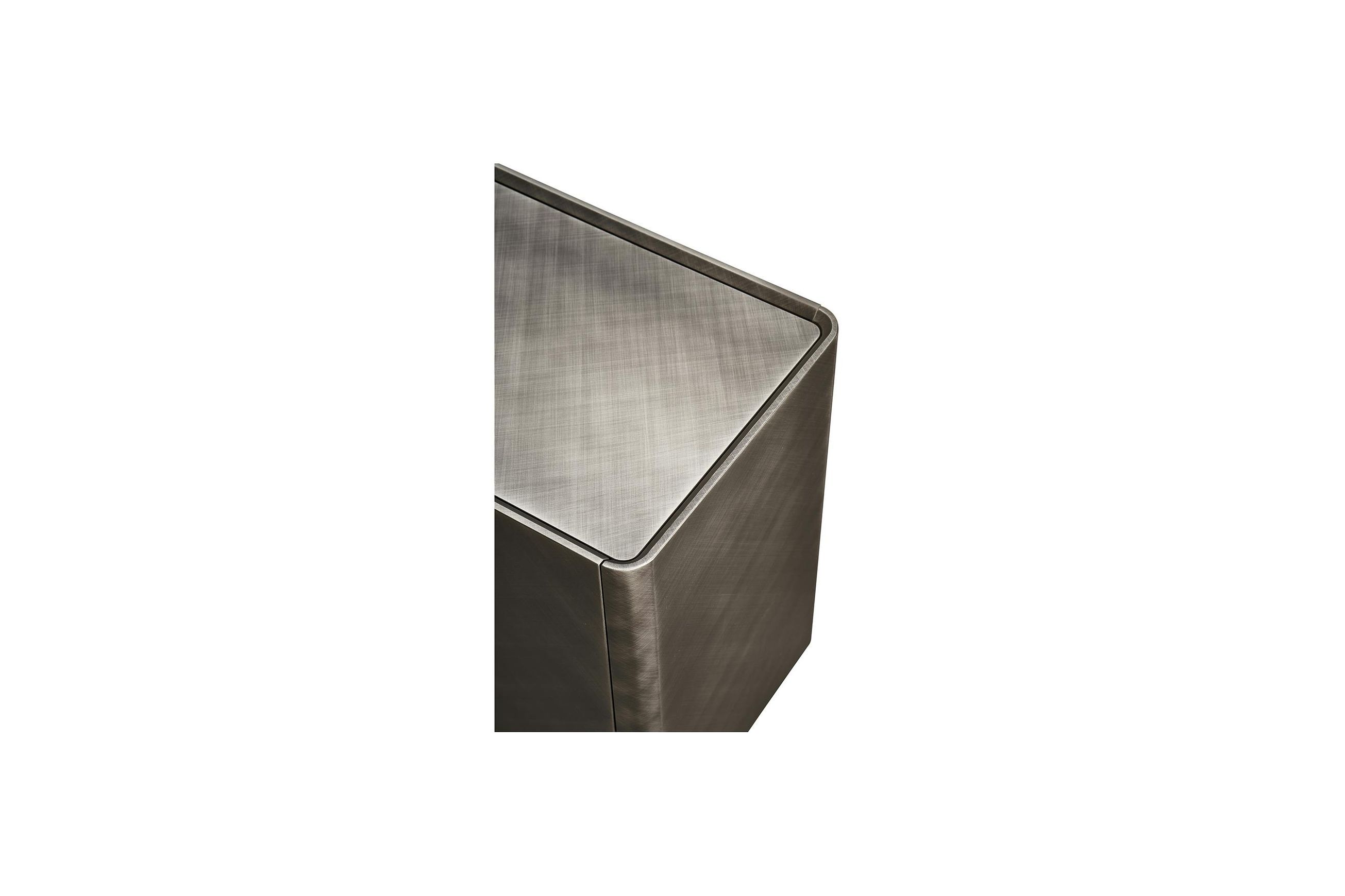 Alma Cabinet