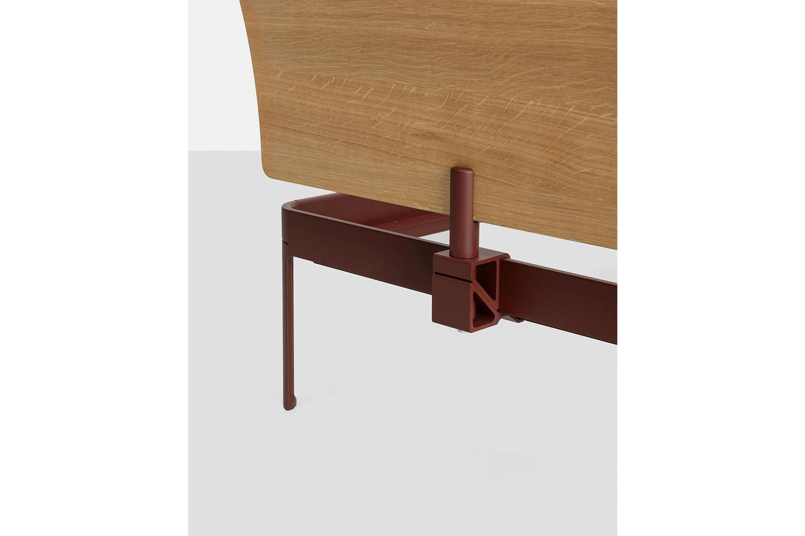 Alualu Bed
