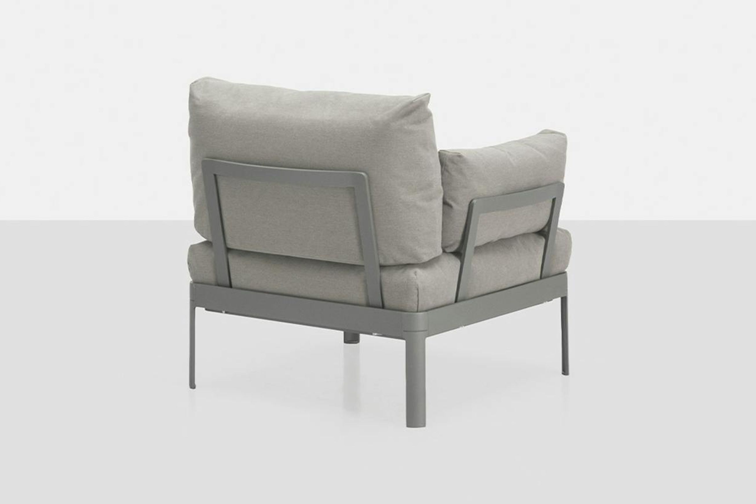 Alualu Outdoor Lounge Chair