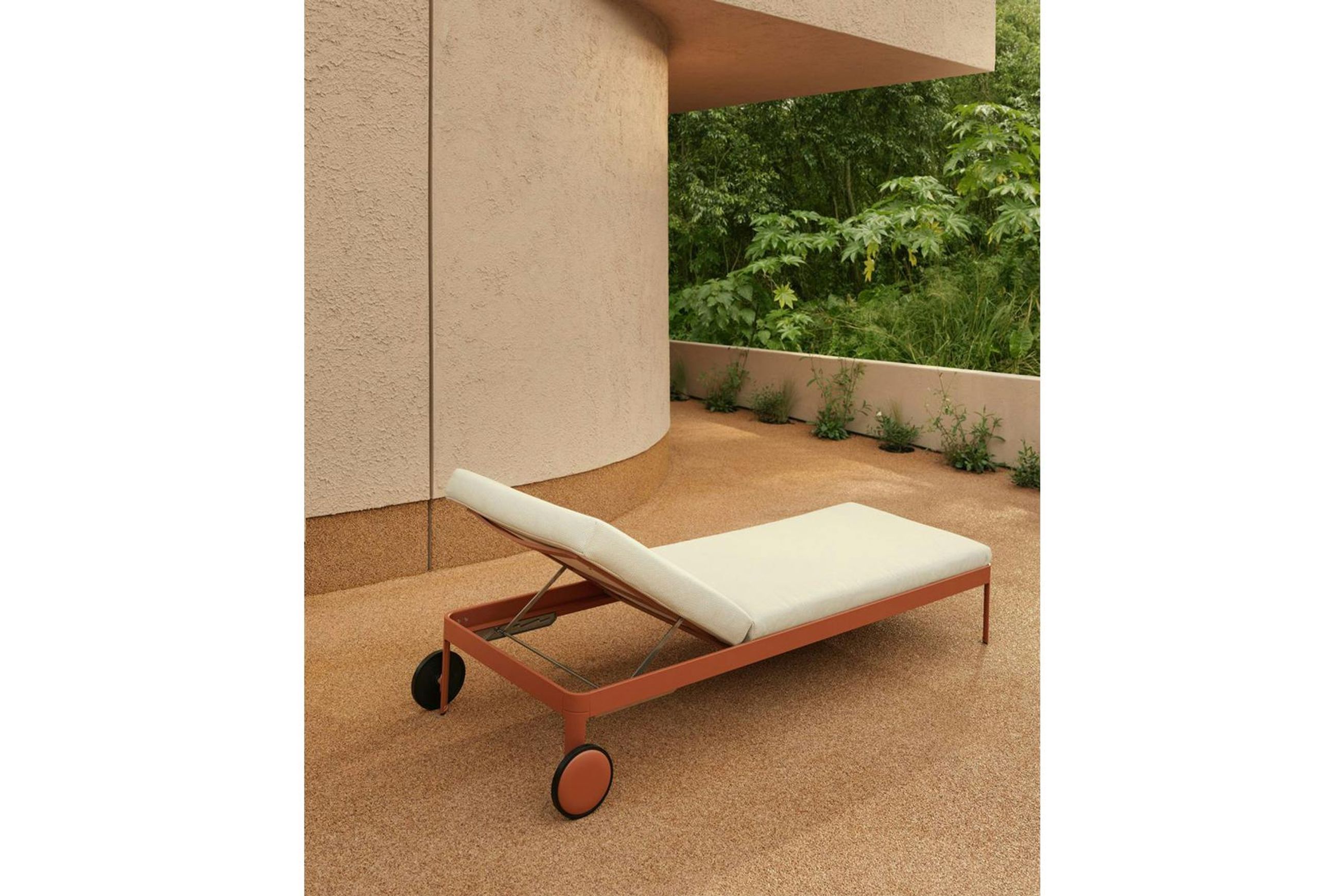 Alualu Outdoor Daybed