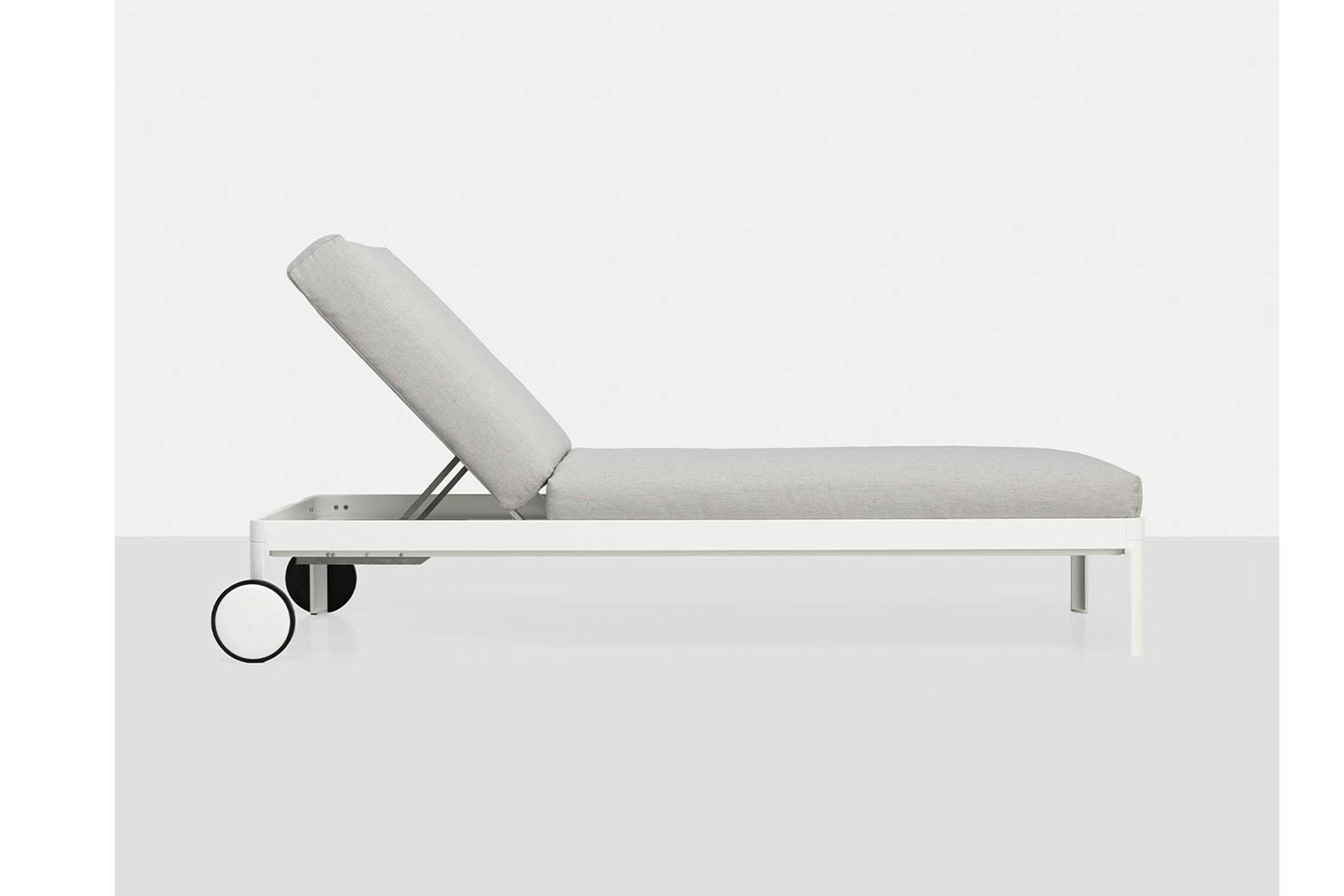 Alualu Outdoor Daybed