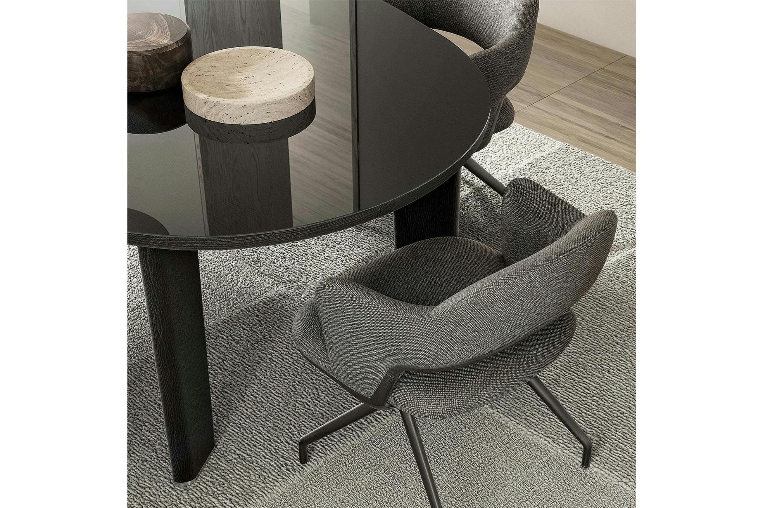 Arnold Dining Table By Flexform