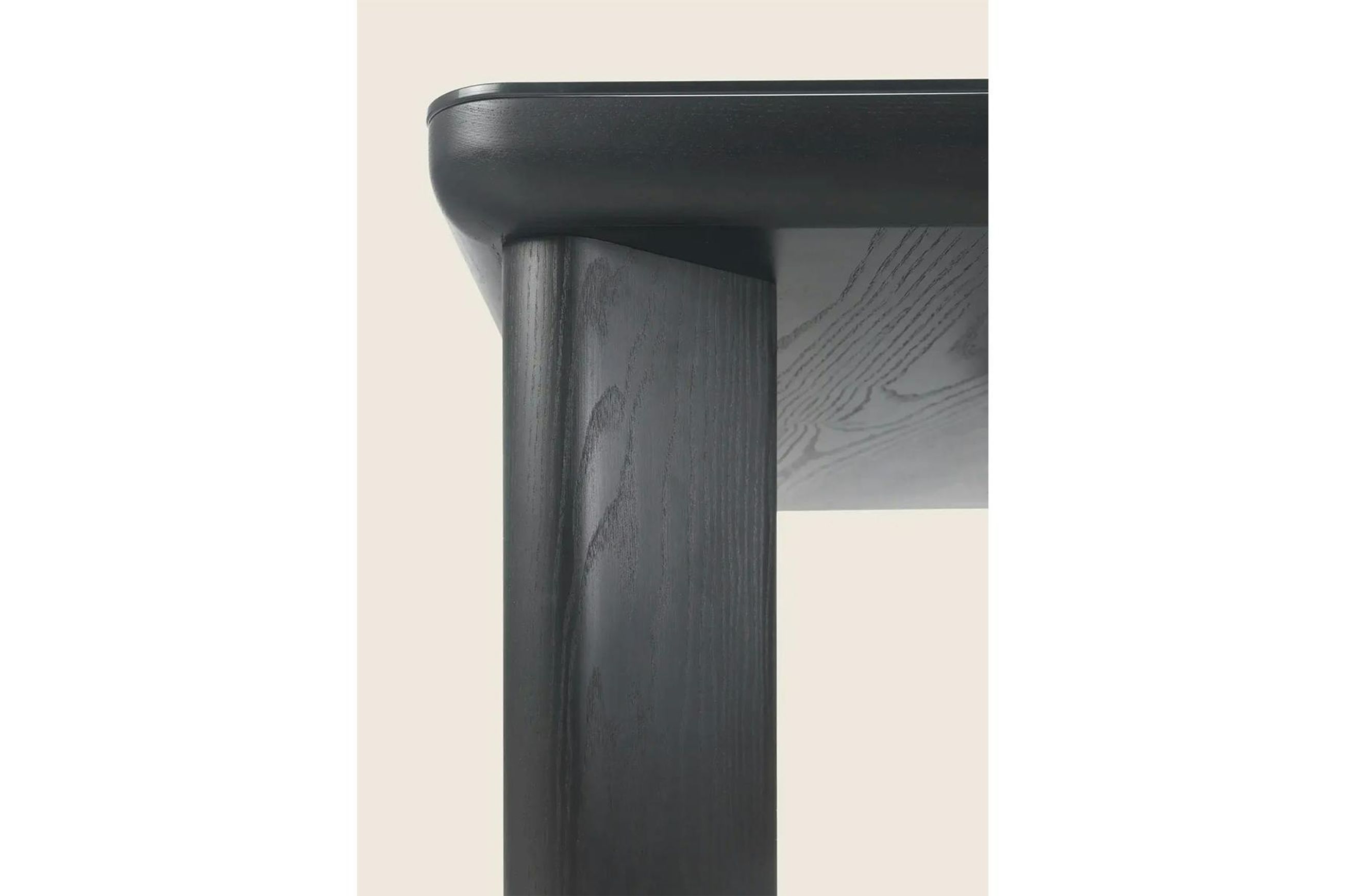 Arnold Dining Table By Flexform