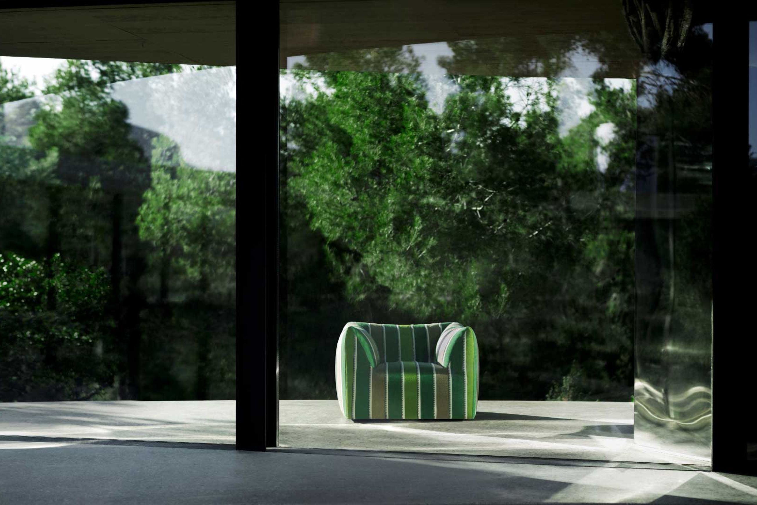 B&B Italia Outdoor La Bambola Armchair