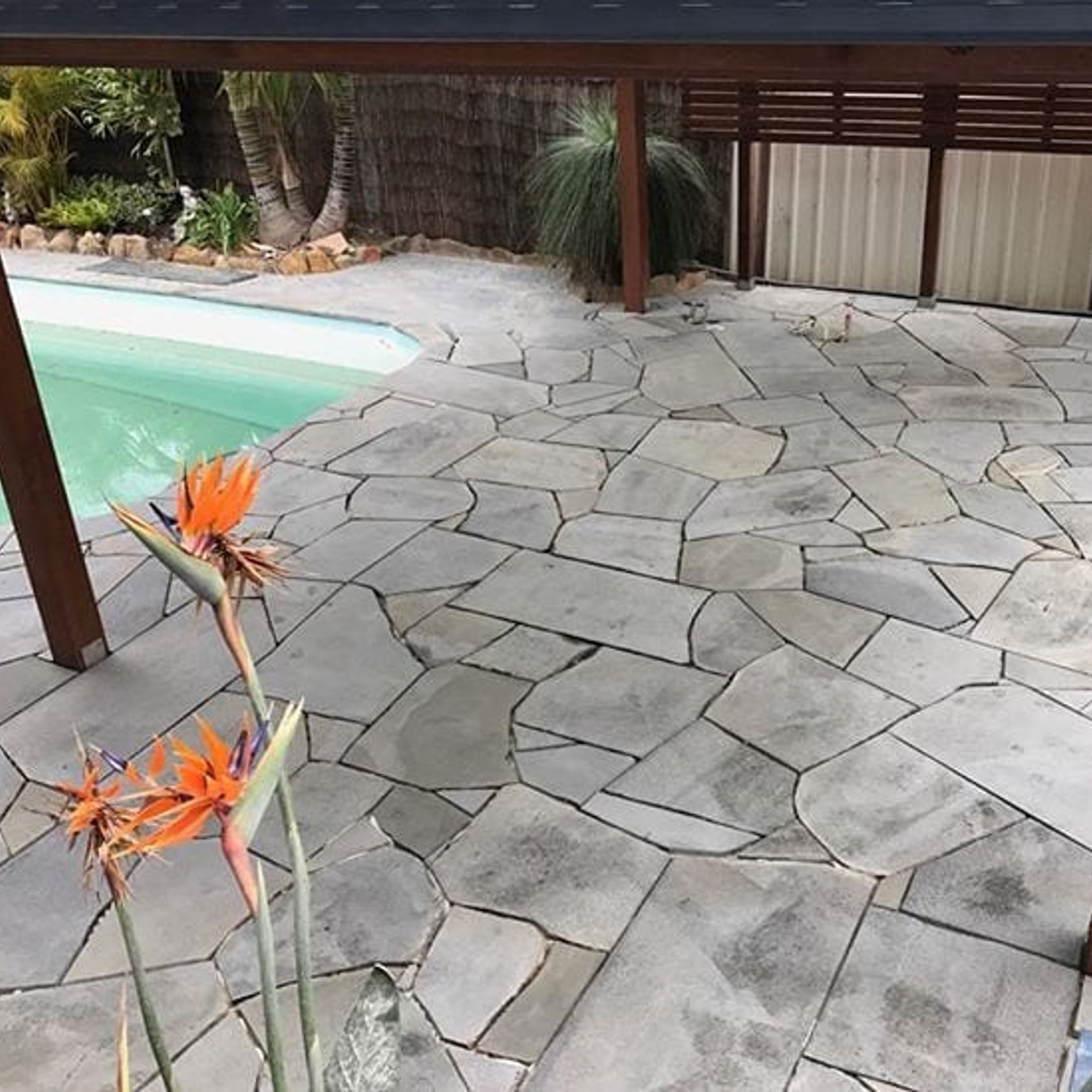 Premium Bluestone Crazy Paving