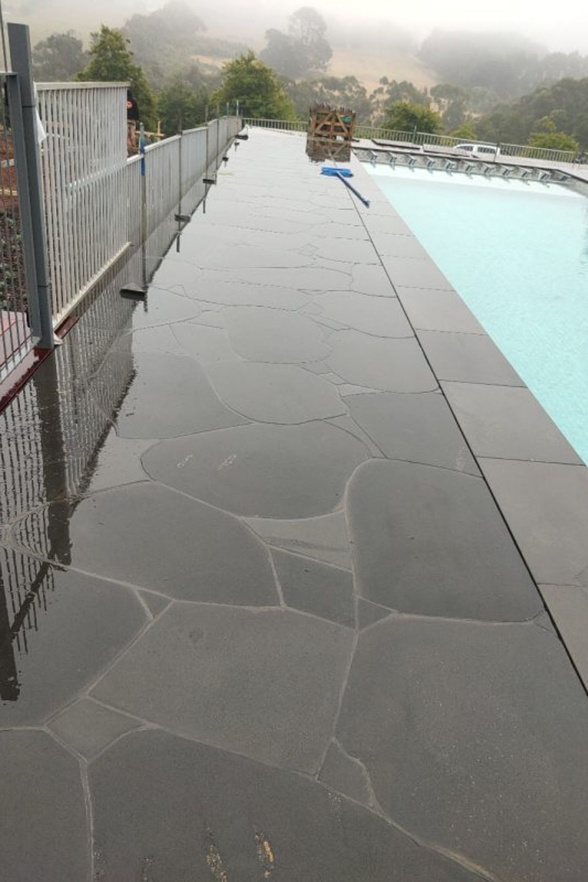 Premium Bluestone Crazy Paving