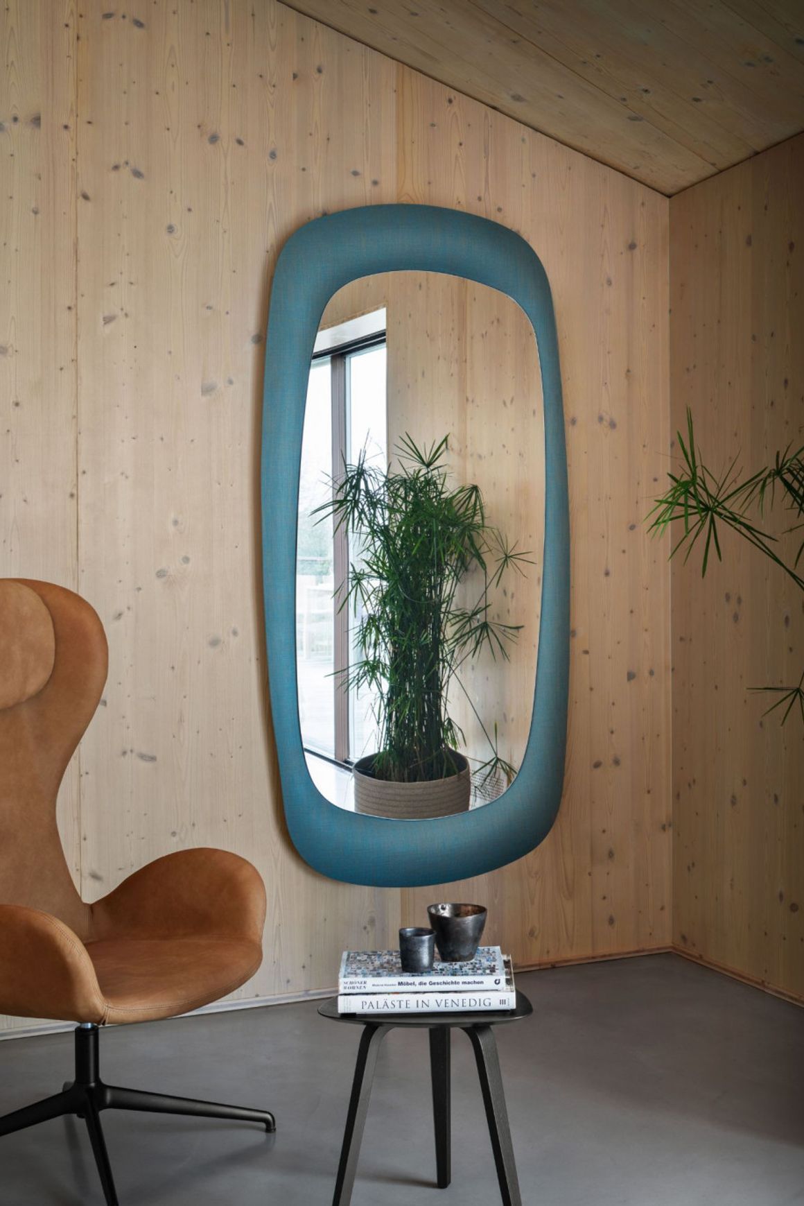 Bold Mirror
