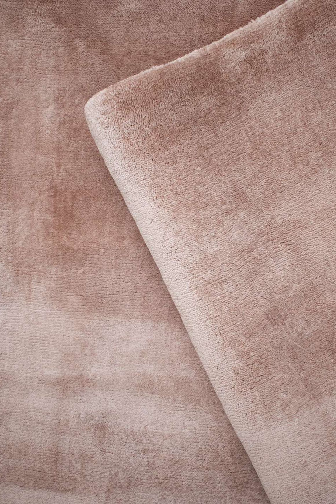 Cashmere Rug | Rose