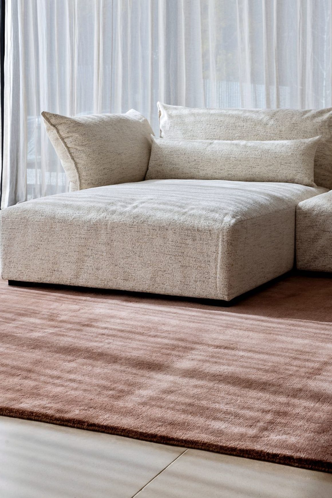 Cashmere Rug | Rose