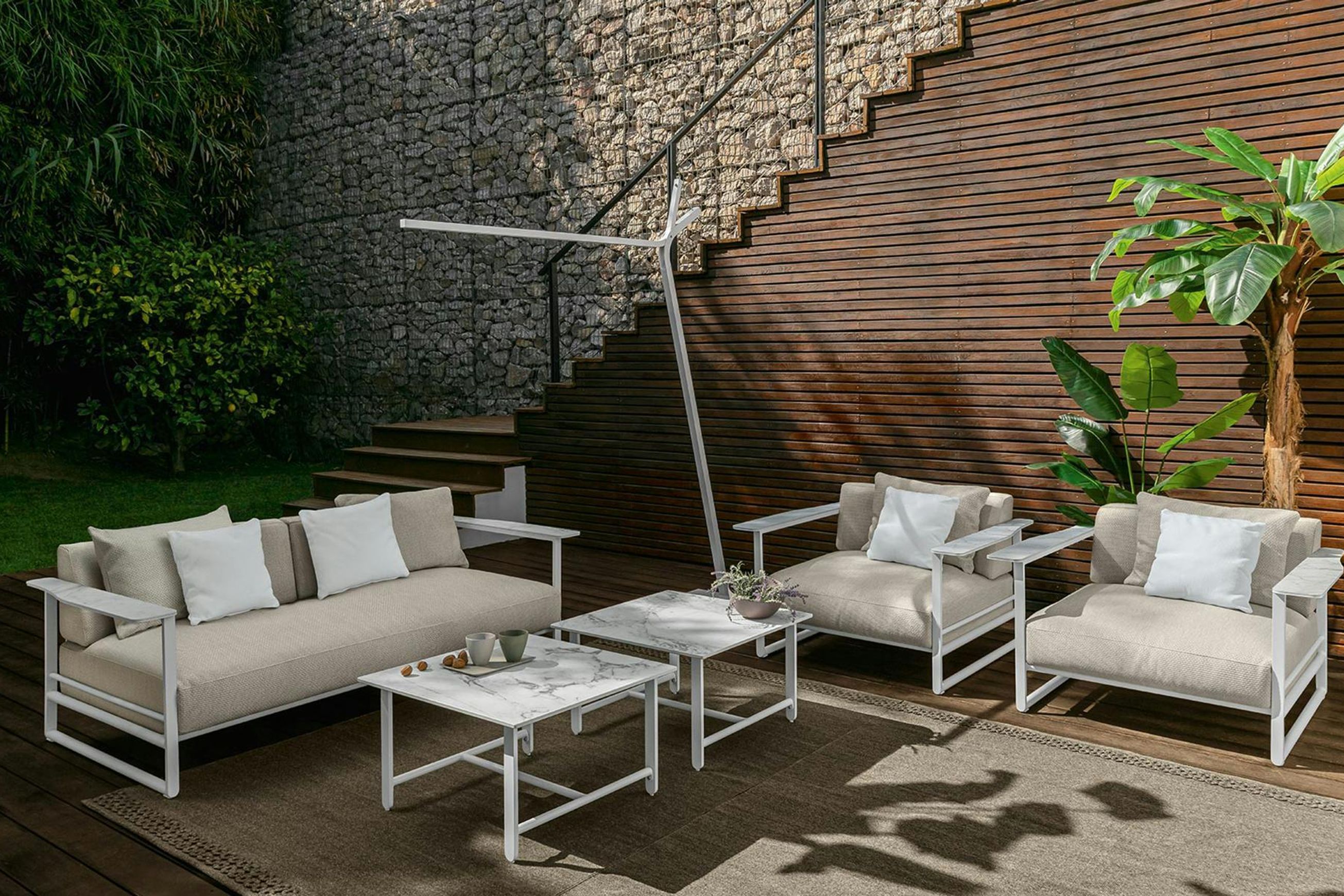 Cleo Arc Outdoor Lamp