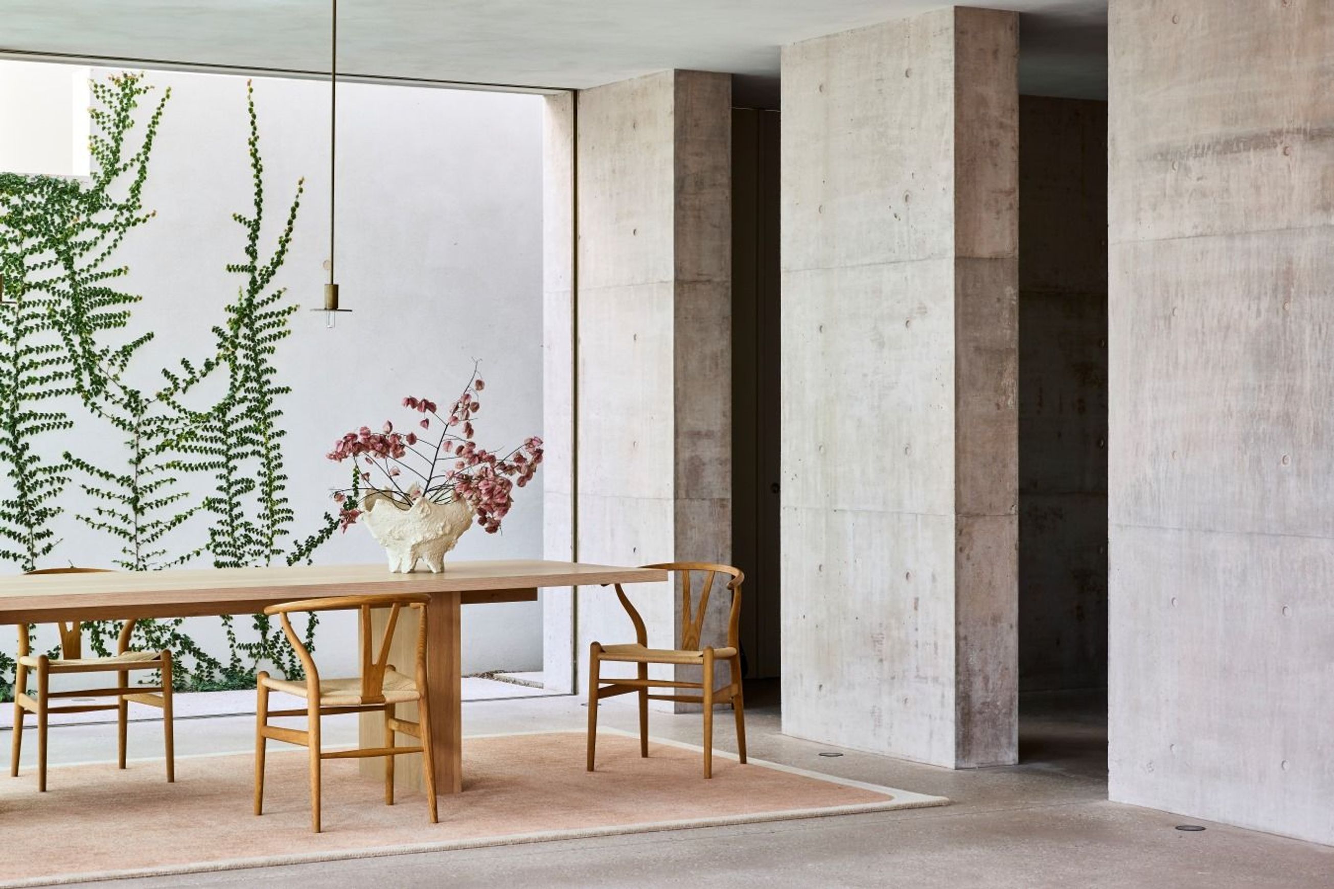 Wolfram Border Fudge l Hand Tufted Rugs