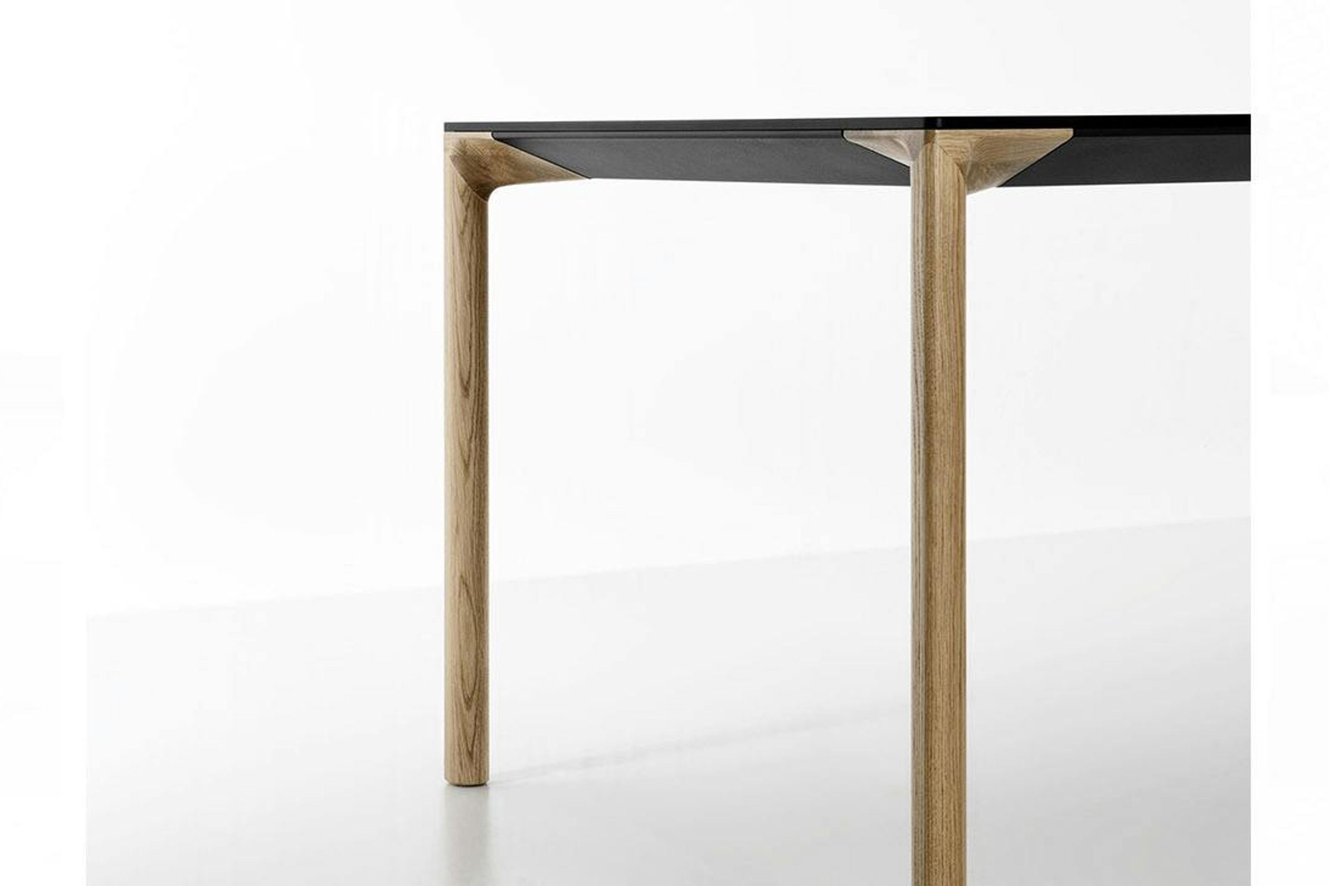 Boiacca Dining Table