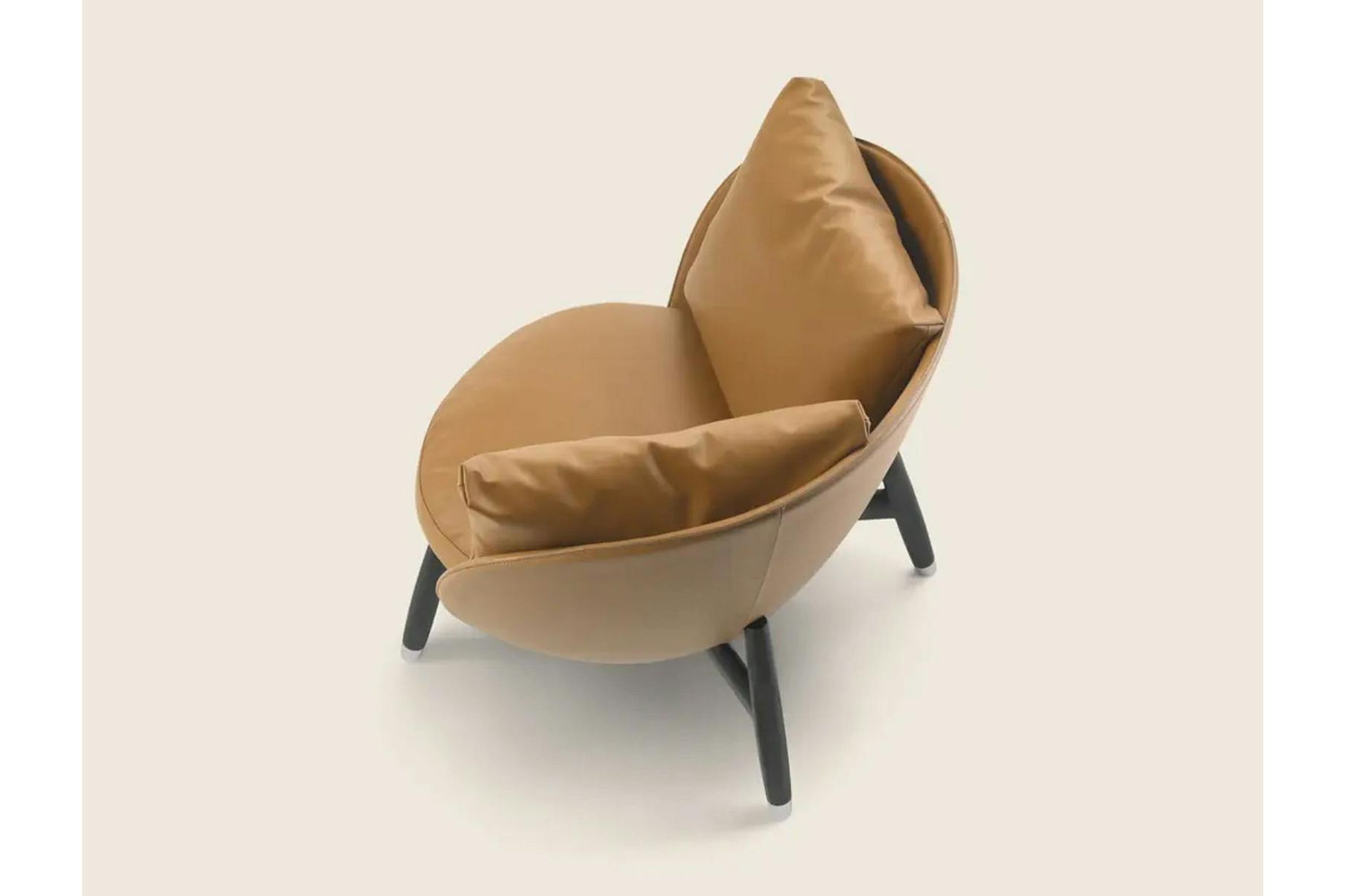 Eri Armchair By Flexform